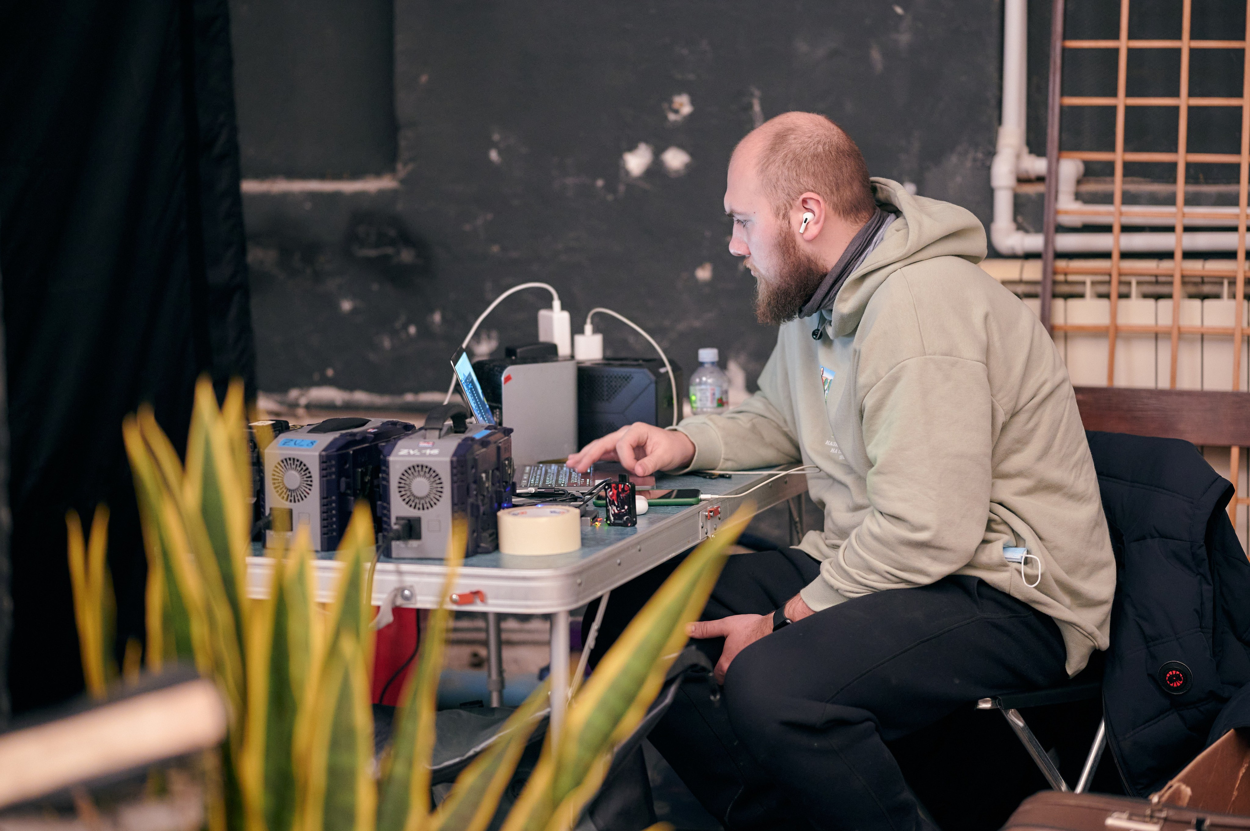 Нина. Никита Хохловский фото и видео продакшн