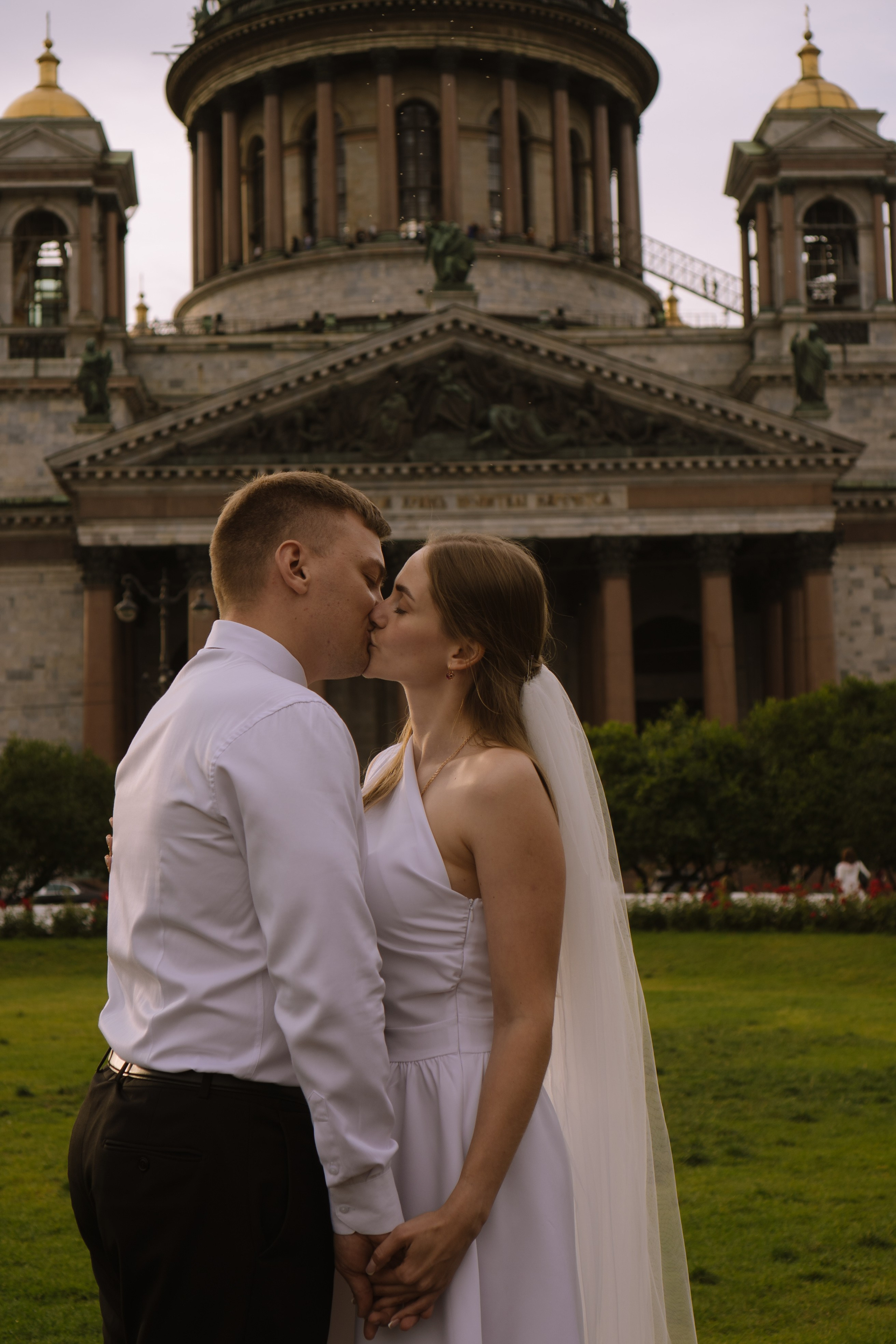 СВАДЕБНАЯ СЬЕМКА С ИСАКИЕВСКИМ СОБОРОМ, АСТОРИЯ И ЗАКОНОДАТЕЛЬНОЕ СОБРАНИЕ. Профессиональный фотограф, Санкт-Петербург — Виктория Богомолова