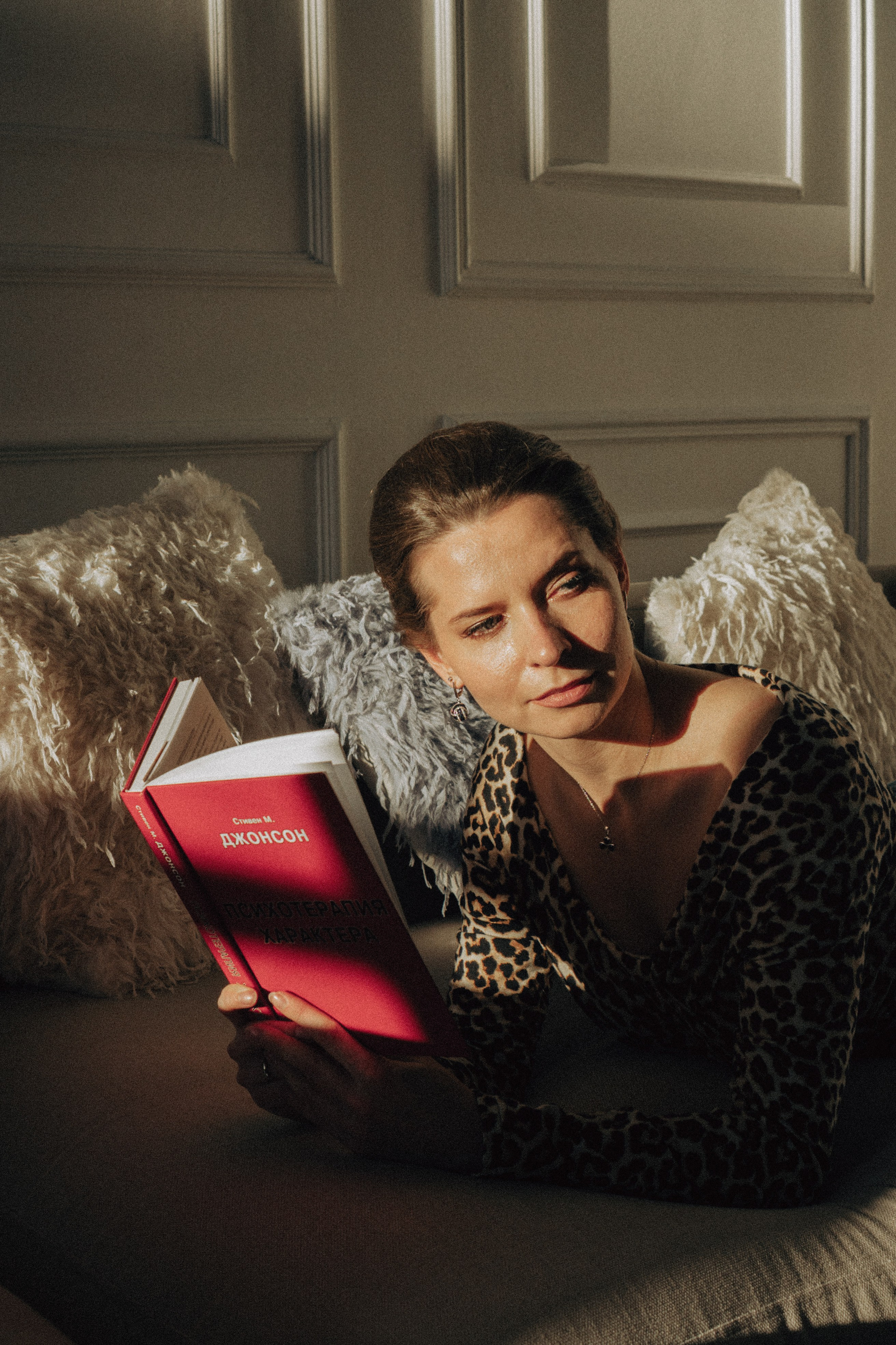 ФОТОСЕСИИЯ В СТУДИИ ДЛЯ ДЕВУШКИ ПСИХОЛОГА. Профессиональный фотограф, Санкт-Петербург — Виктория Богомолова