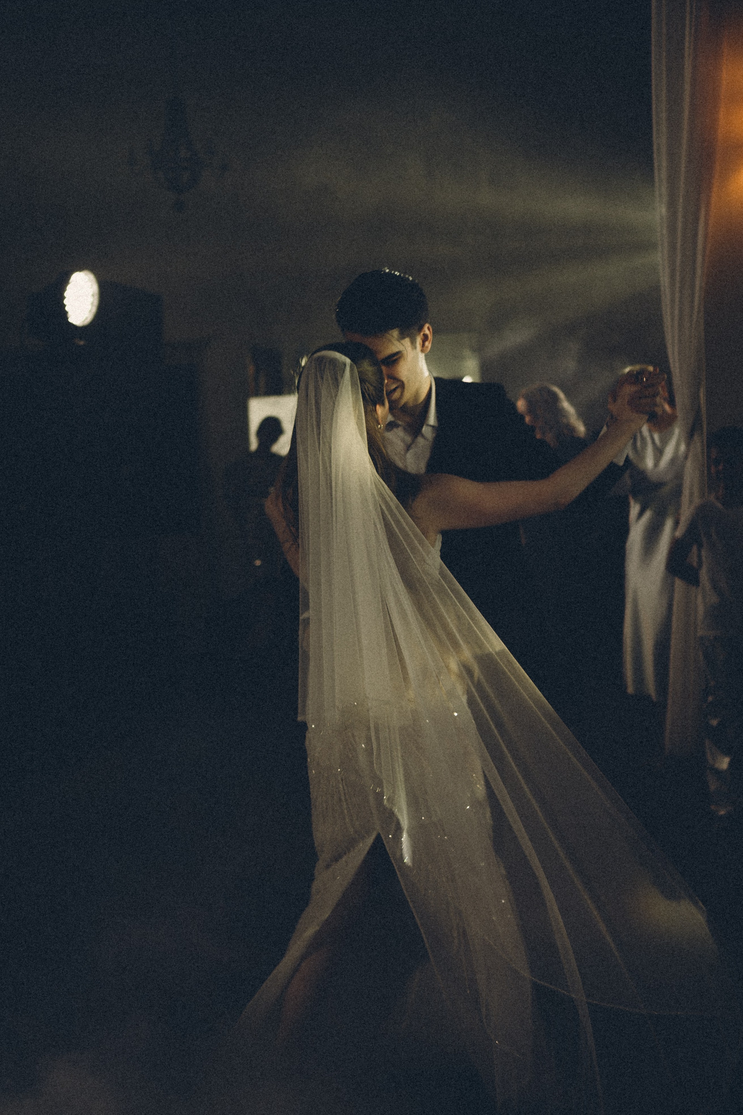 СВАДЕБНАЯ СЬЕМКА В ОТЕЛЕ В СИБИРИ. Профессиональный фотограф, Санкт-Петербург — Виктория Богомолова