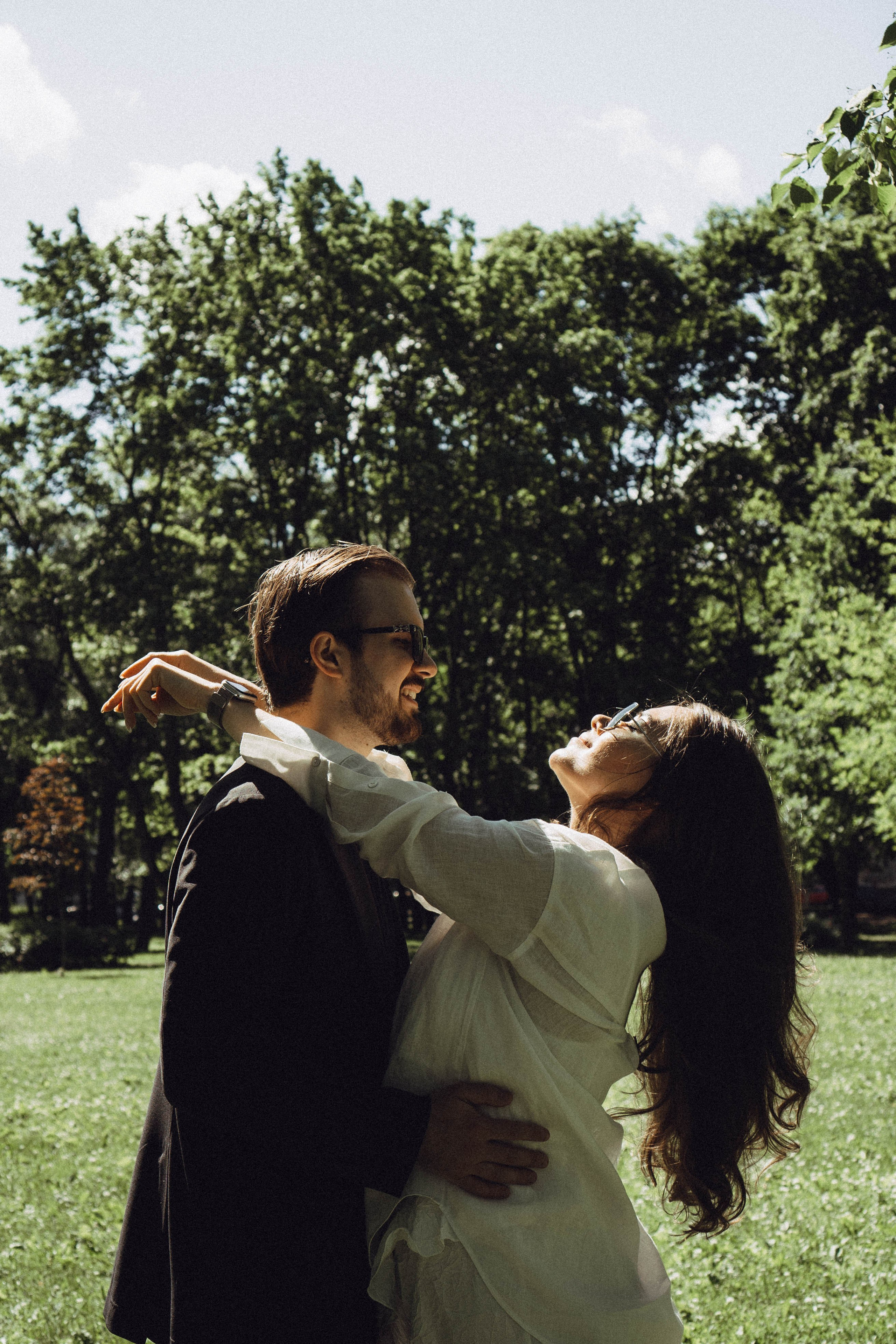 СВАДЕБНАЯ СЬЕМКА В ПАРКЕ ПОБЕДЫ И ПРОГУЛКА ПО МОСКОВСКОМУ ПРОСПЕКТУ. Профессиональный фотограф, Санкт-Петербург — Виктория Богомолова