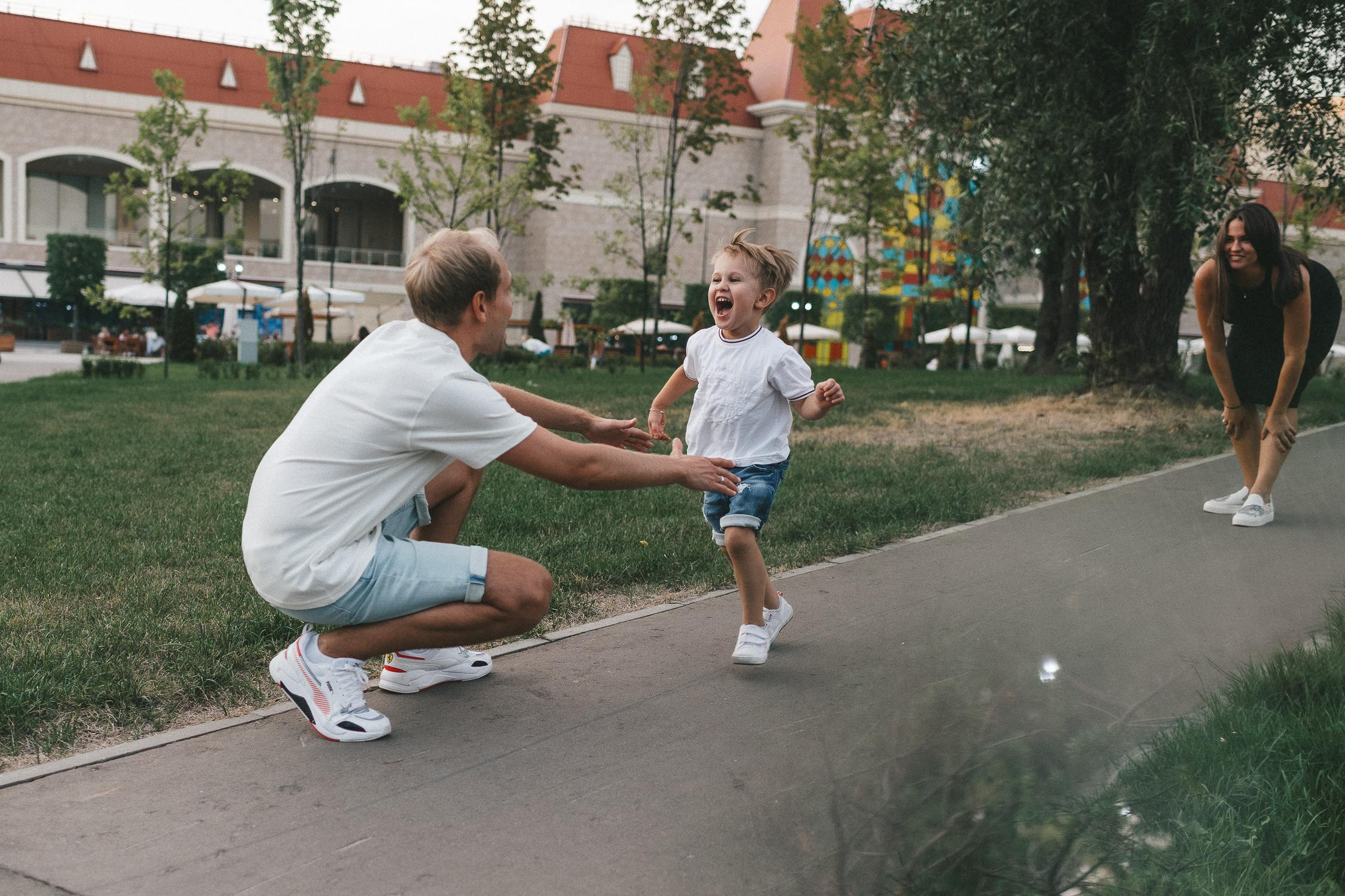 Семейная прогулка Остров Мечты. Женский и семейный фотограф в Москве Ирина Лысикова