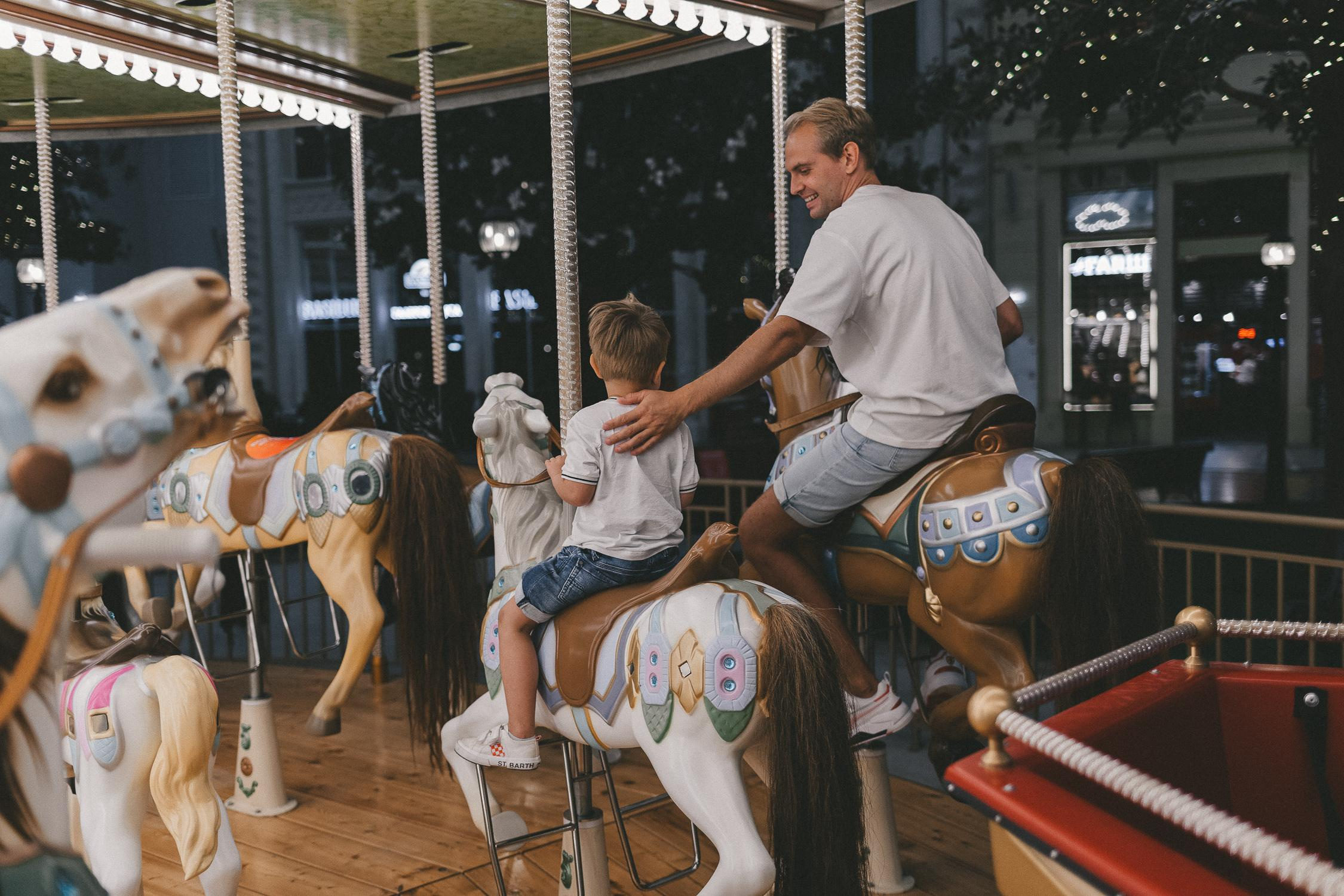 Семейная прогулка Остров Мечты. Женский и семейный фотограф в Москве Ирина Лысикова