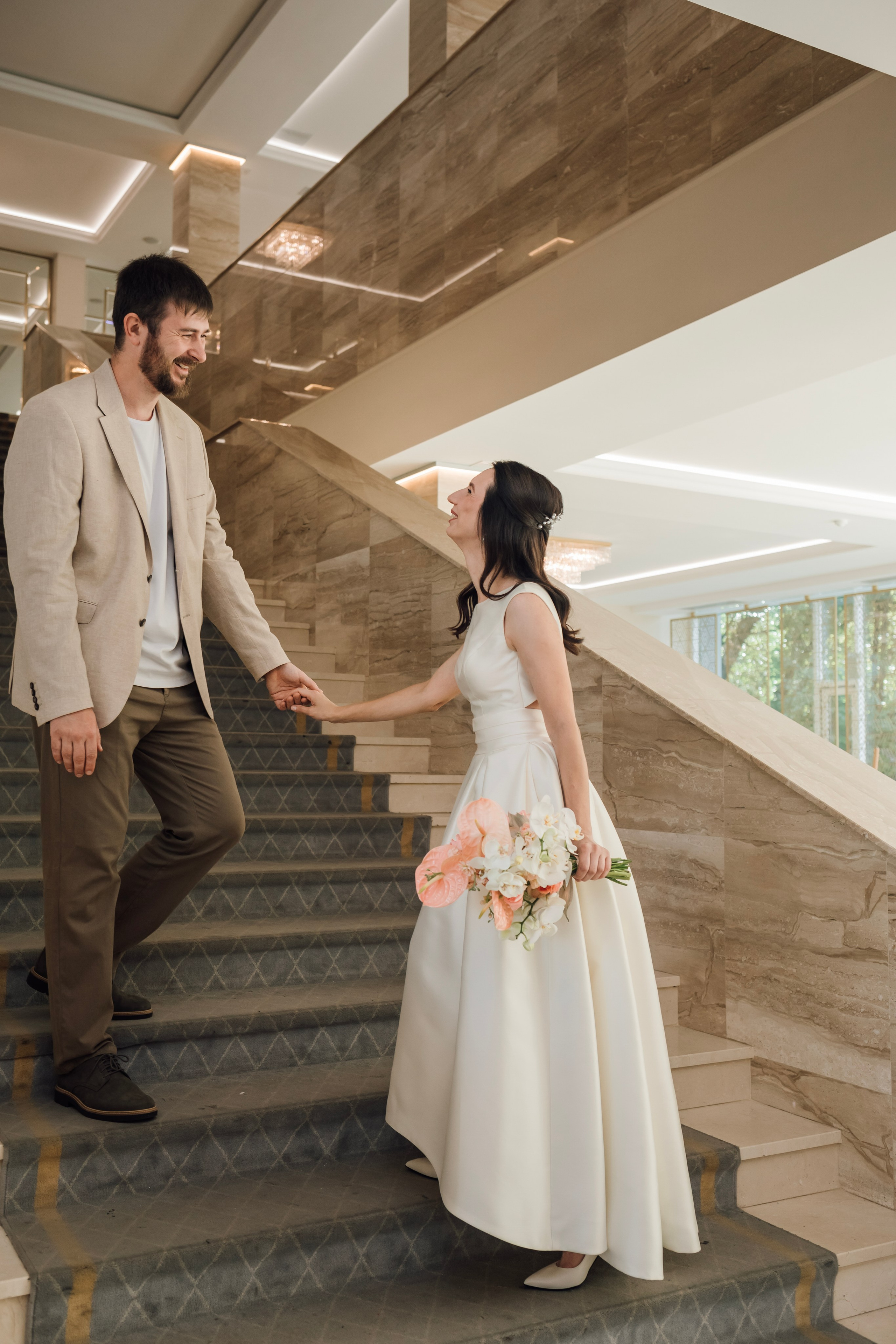 Таня и Миша. Свадьба в лофте. Свадебный и семейный фотограф в Москве Евгения Лисина