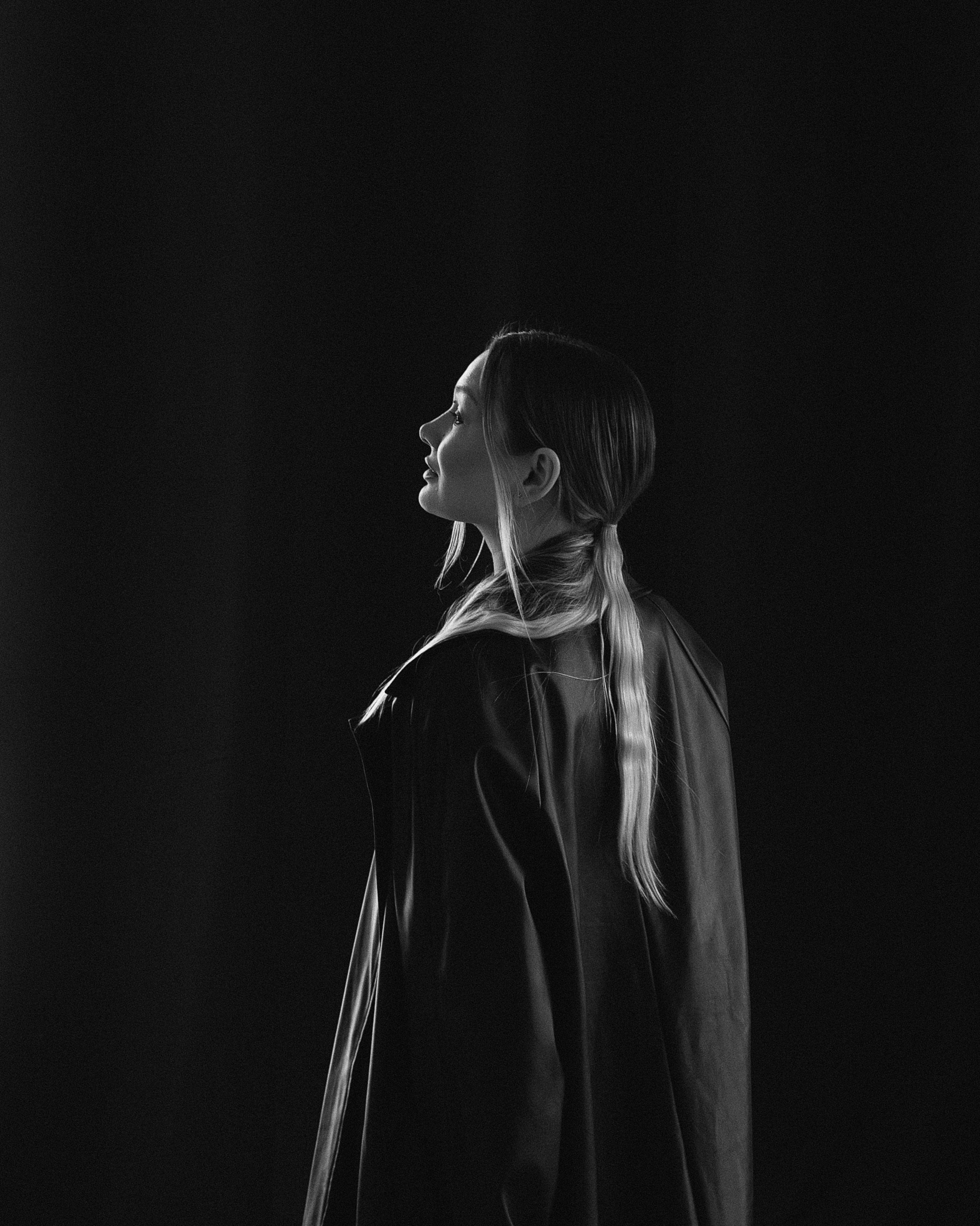 Юлия съёмка в студии. Женский и лавстори фотограф в Москве Елена Аксютко