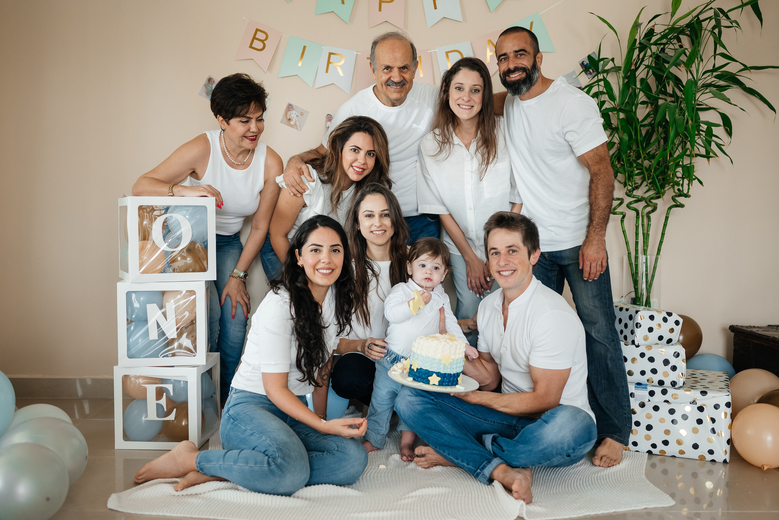 First Birthday. Wedding and family photographer in Dubai Vasilii Albul