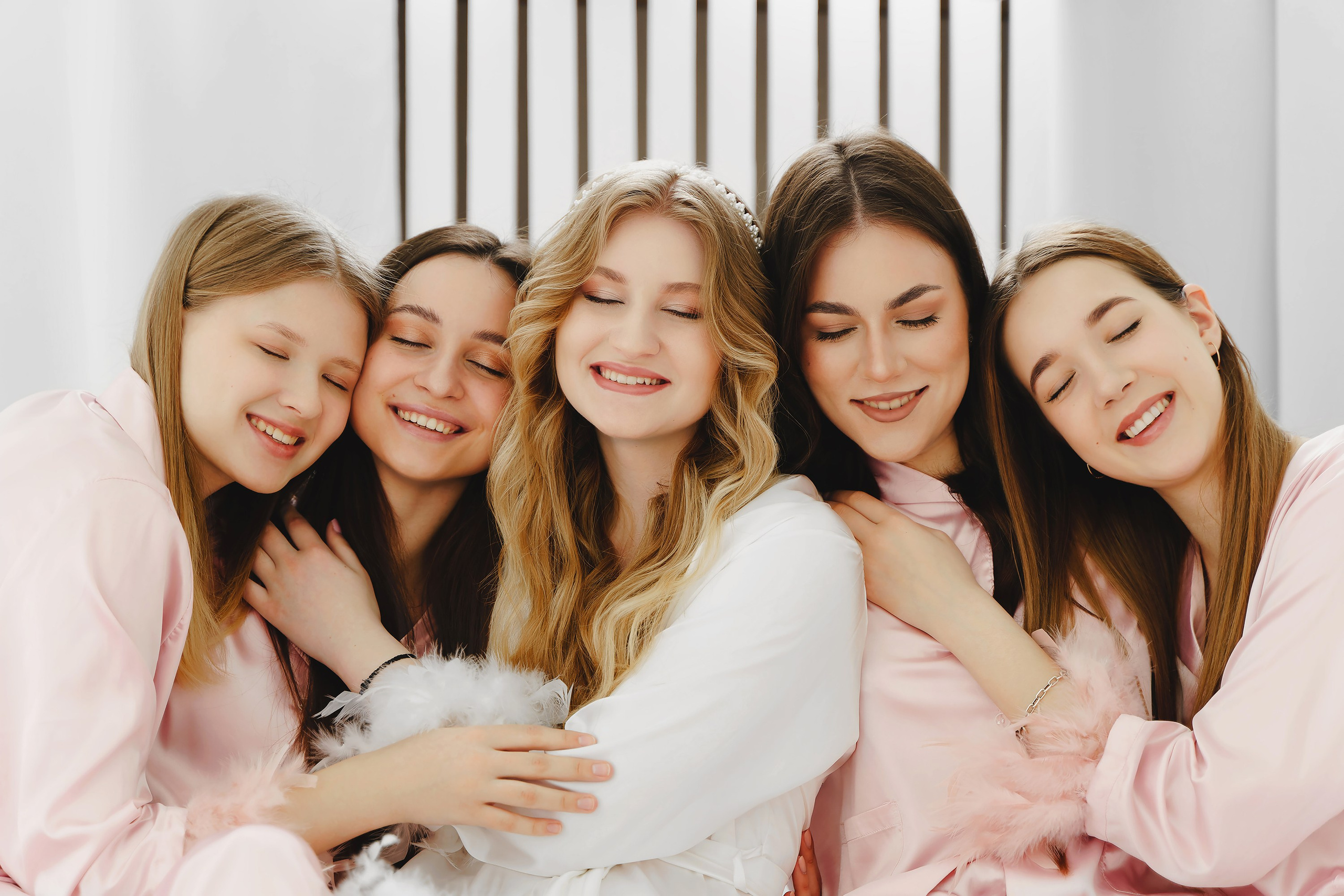 Свадебный фотограф Минск. Семейный и свадебный фотограф Минск Юрий Прилепов. Выпускные альбомы!