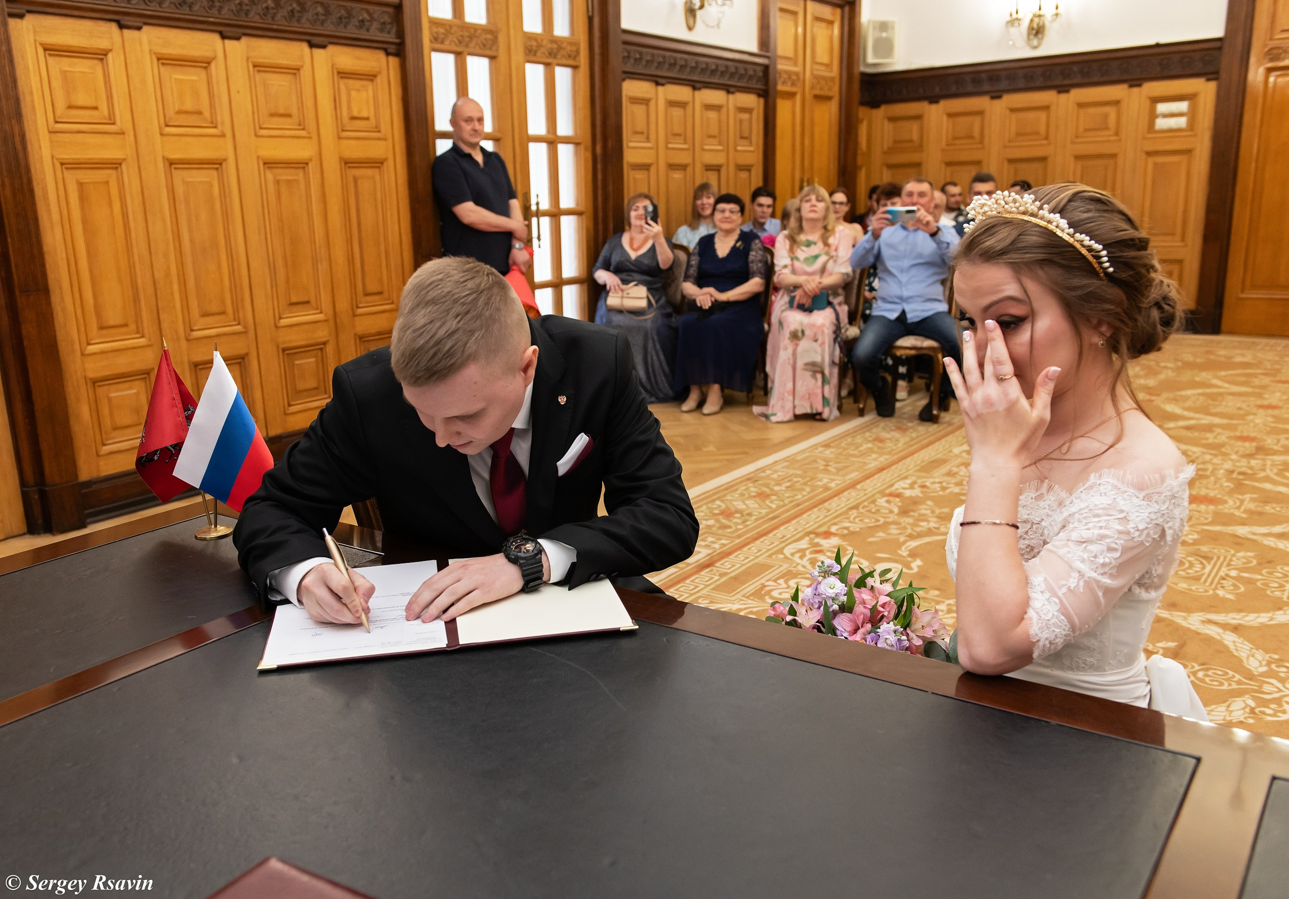 В Грибоедовском ЗАГСе. Фотограф в Москве Сергей Рсавин