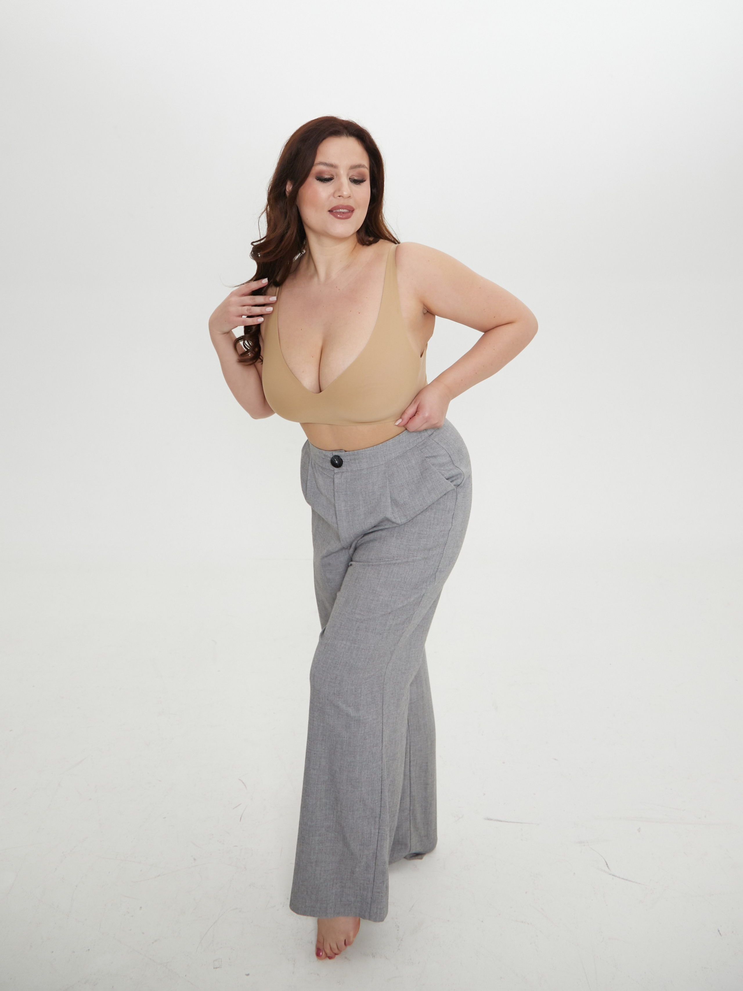 Женская одежда Wb/Ozon. Профессиональный фотограф в Москве