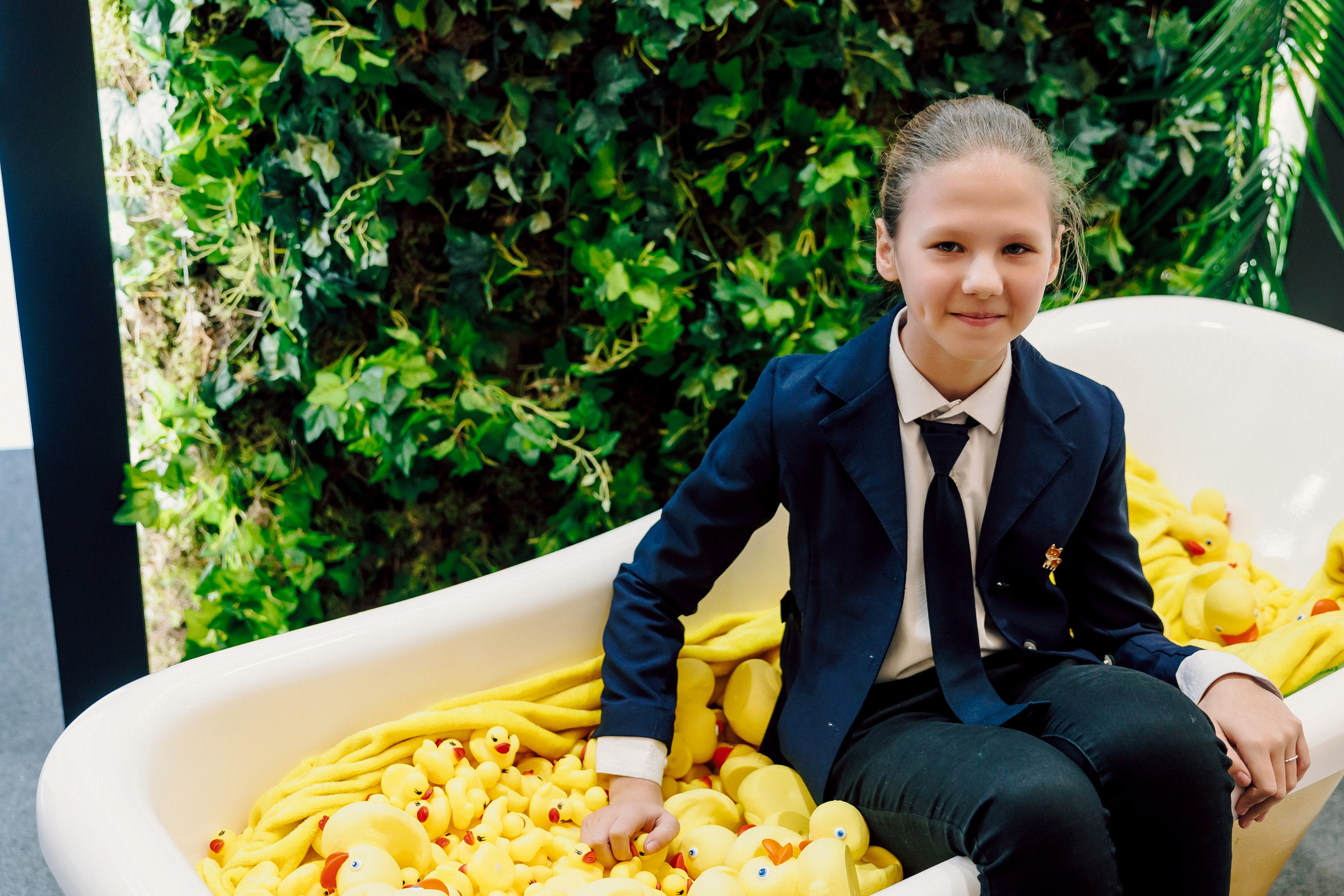 СКБ Контур — Форум будущего — Стенд. Лёшка Варзегов — фотограф