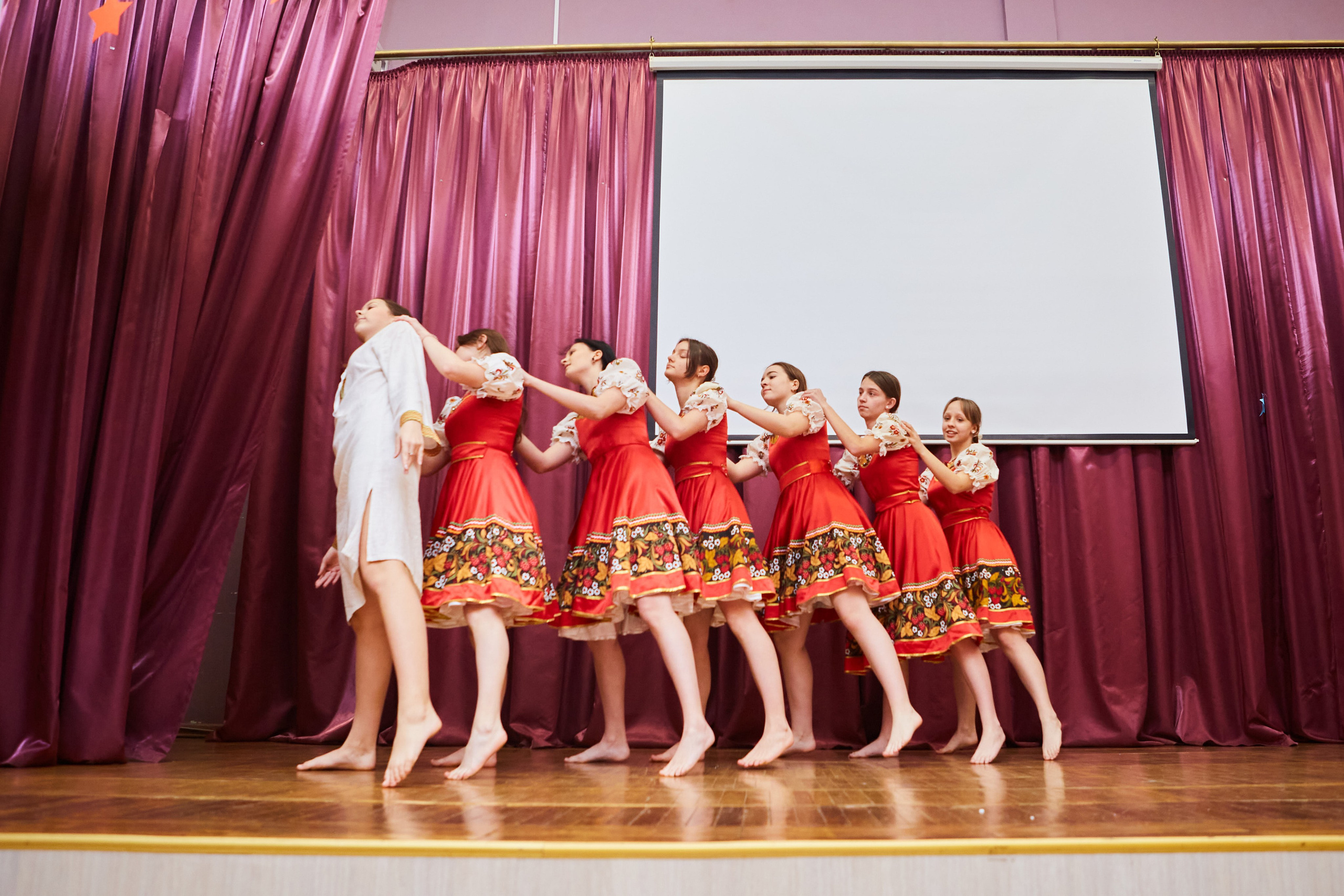 Спектакль в школе к 9 мая. Фотохудожник Наталия Кирсанова