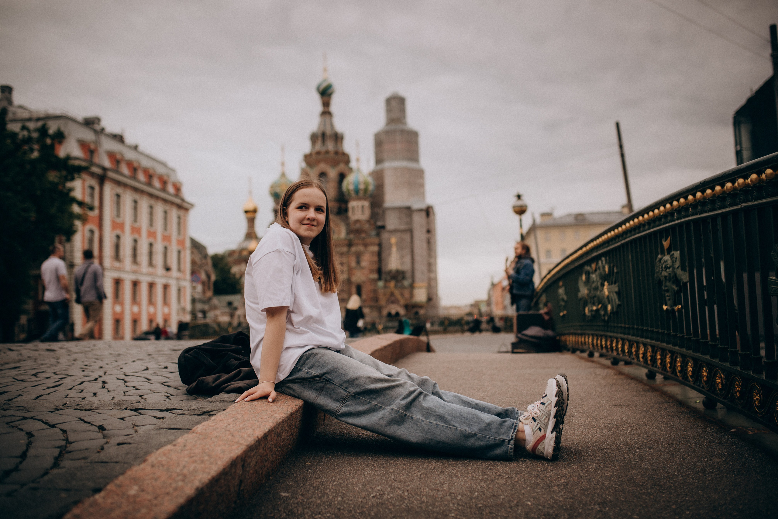 Фотосессия для сестёр: прогулка по Питеру. Фотограф Санкт-Петербург Князева Елизавета