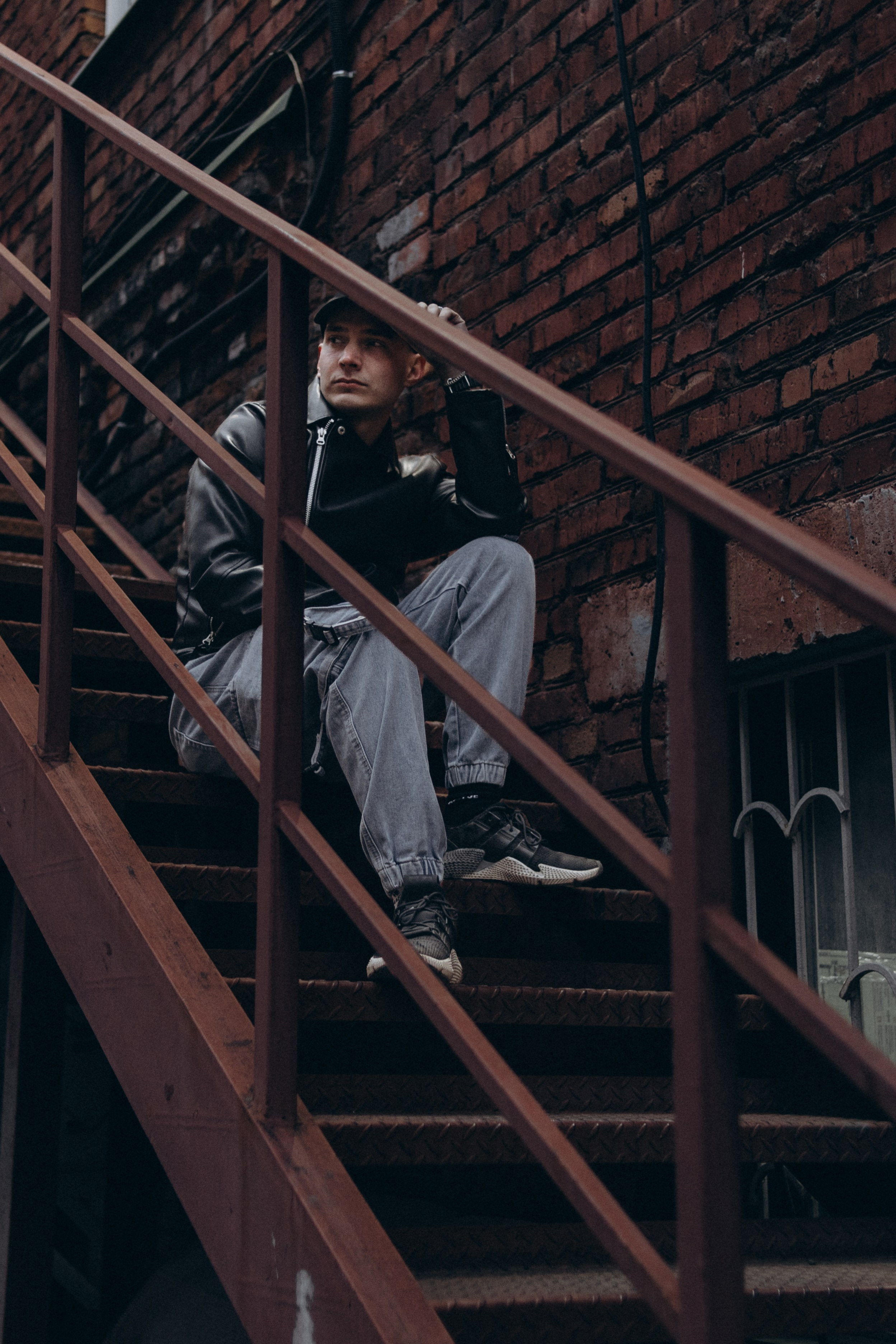 Евгений. Ночь и неон. Фотограф Регина Крикунова г. Красноярск