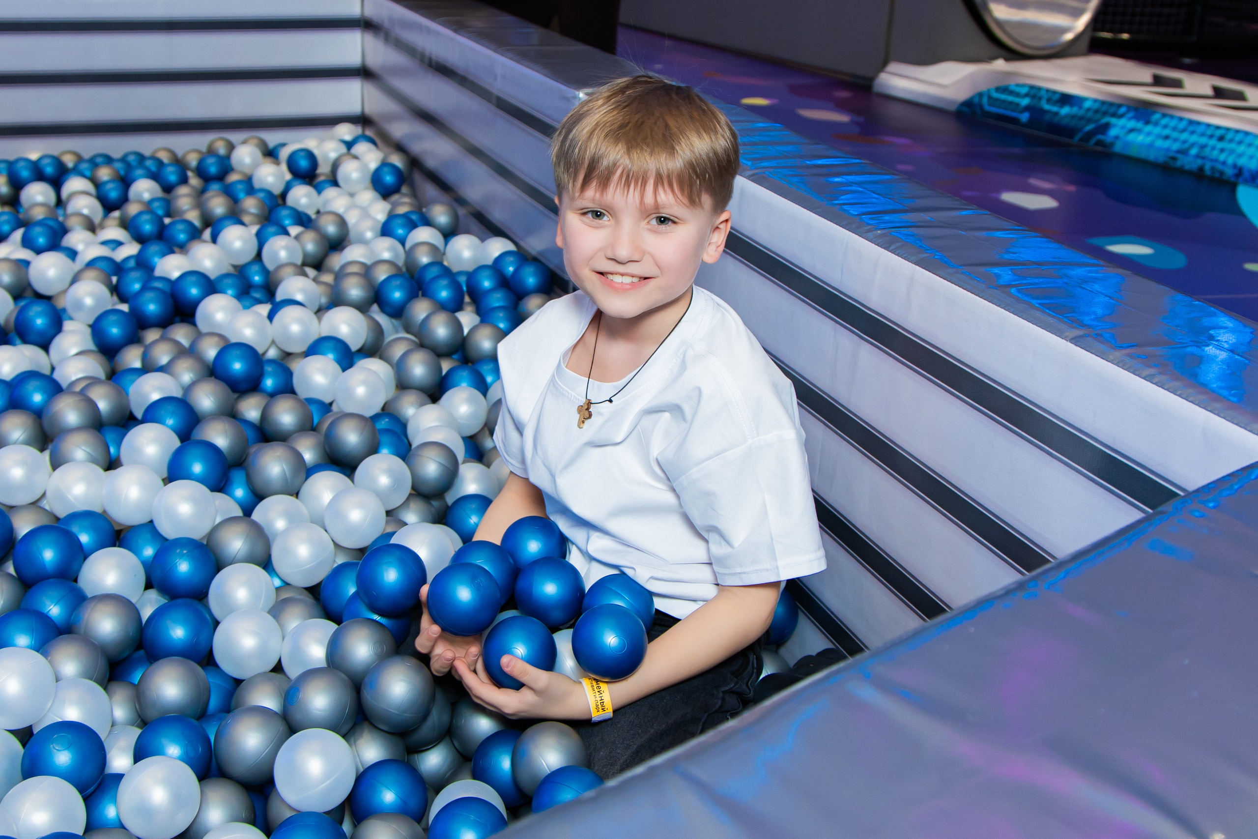 Полина 06/04 Ambiland. Виктория Литвинова репортажный фотограф Москва