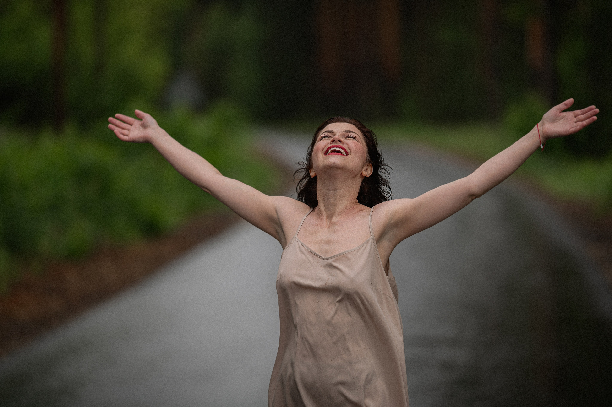 Съемка под дождем. Кристина. Семейный и детский фотограф в Шатках и Арзамасе Александра Магомедова