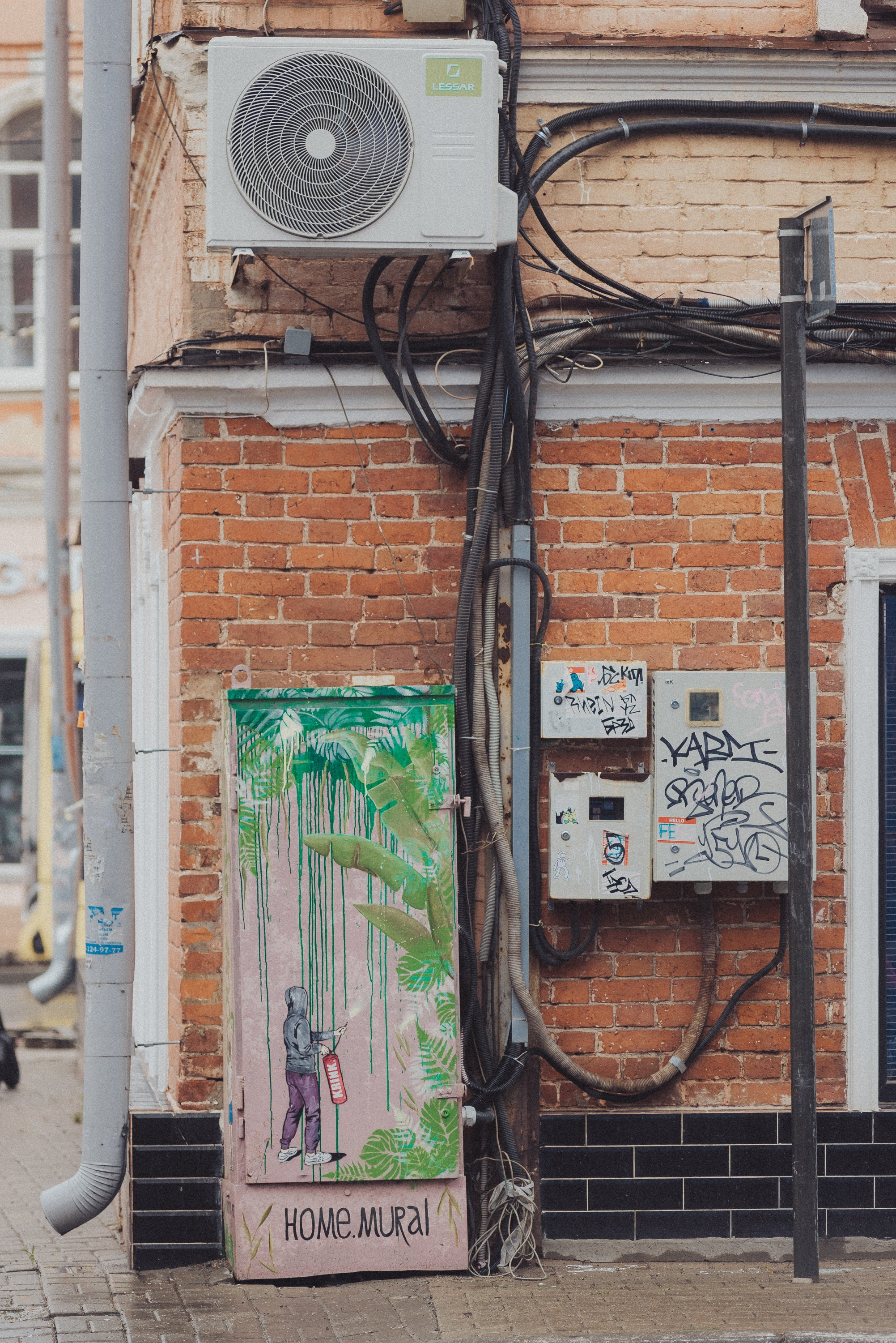 Проект #улицыгорода. Ярославль, ул. Республиканская. Документальный фотограф Илья Тихановский