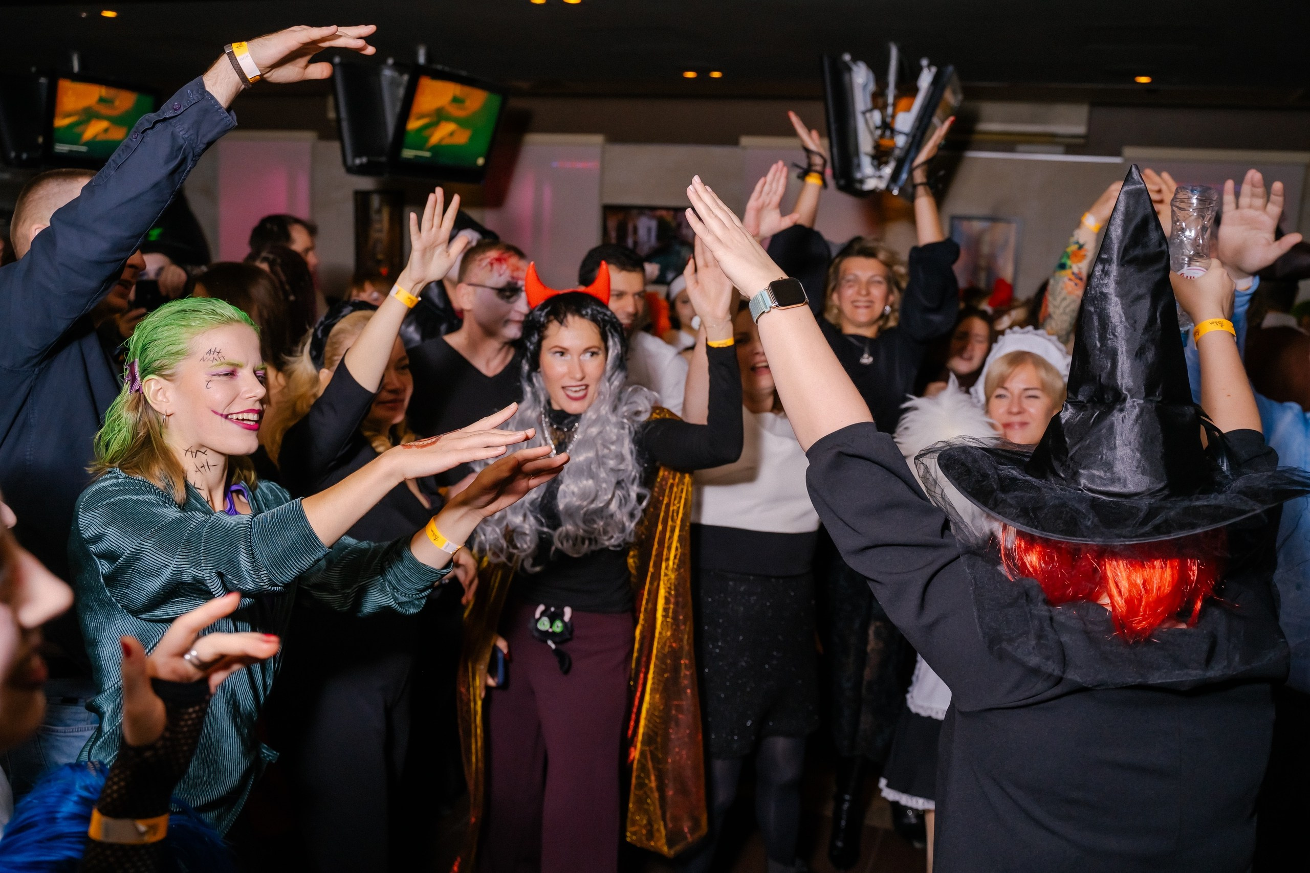 Зловещие попотрясы. Клубная вечеринка | 02.11.24. Галерея Фантим