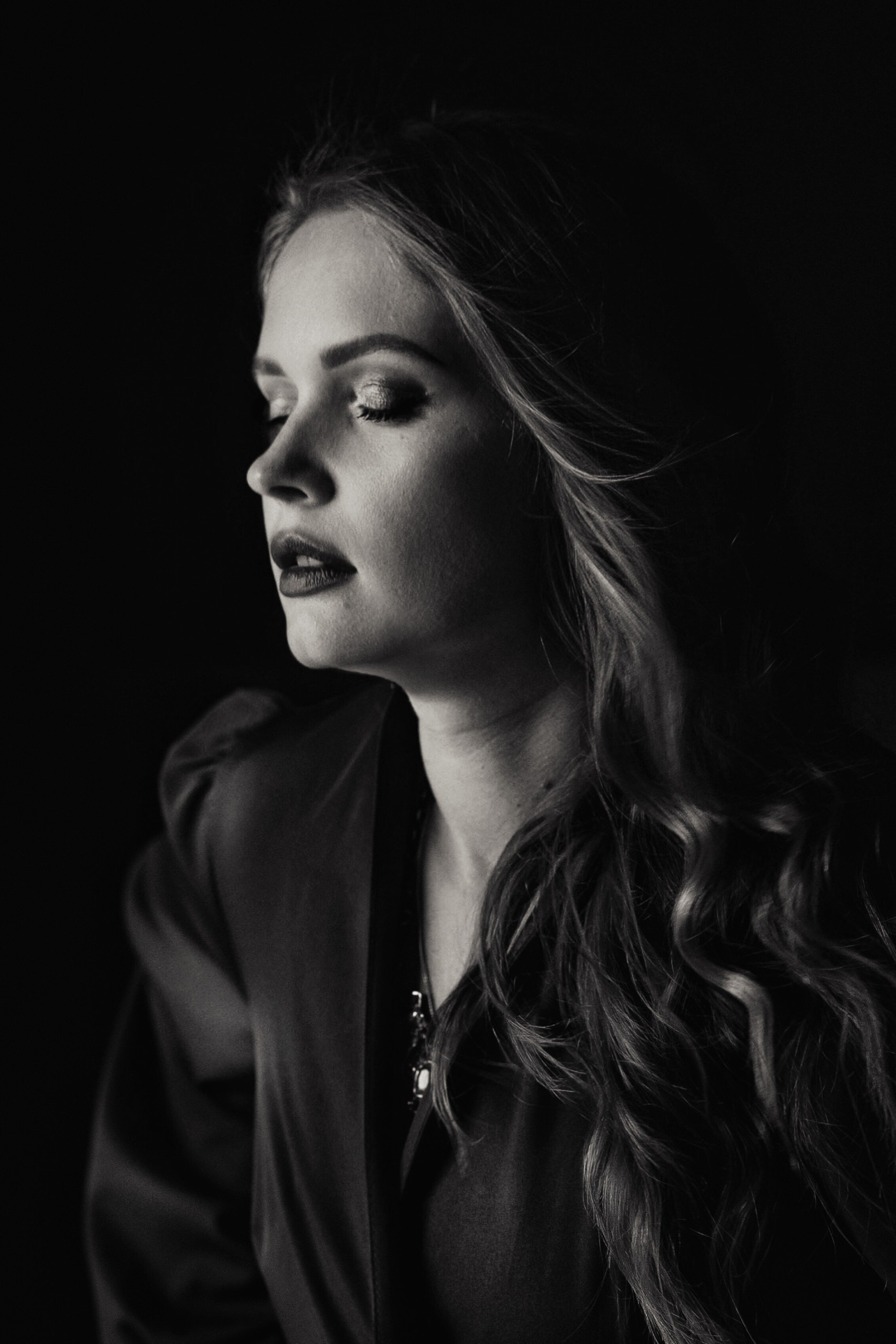 ЮЛИЯ | со•стояние. Valentina Elshina