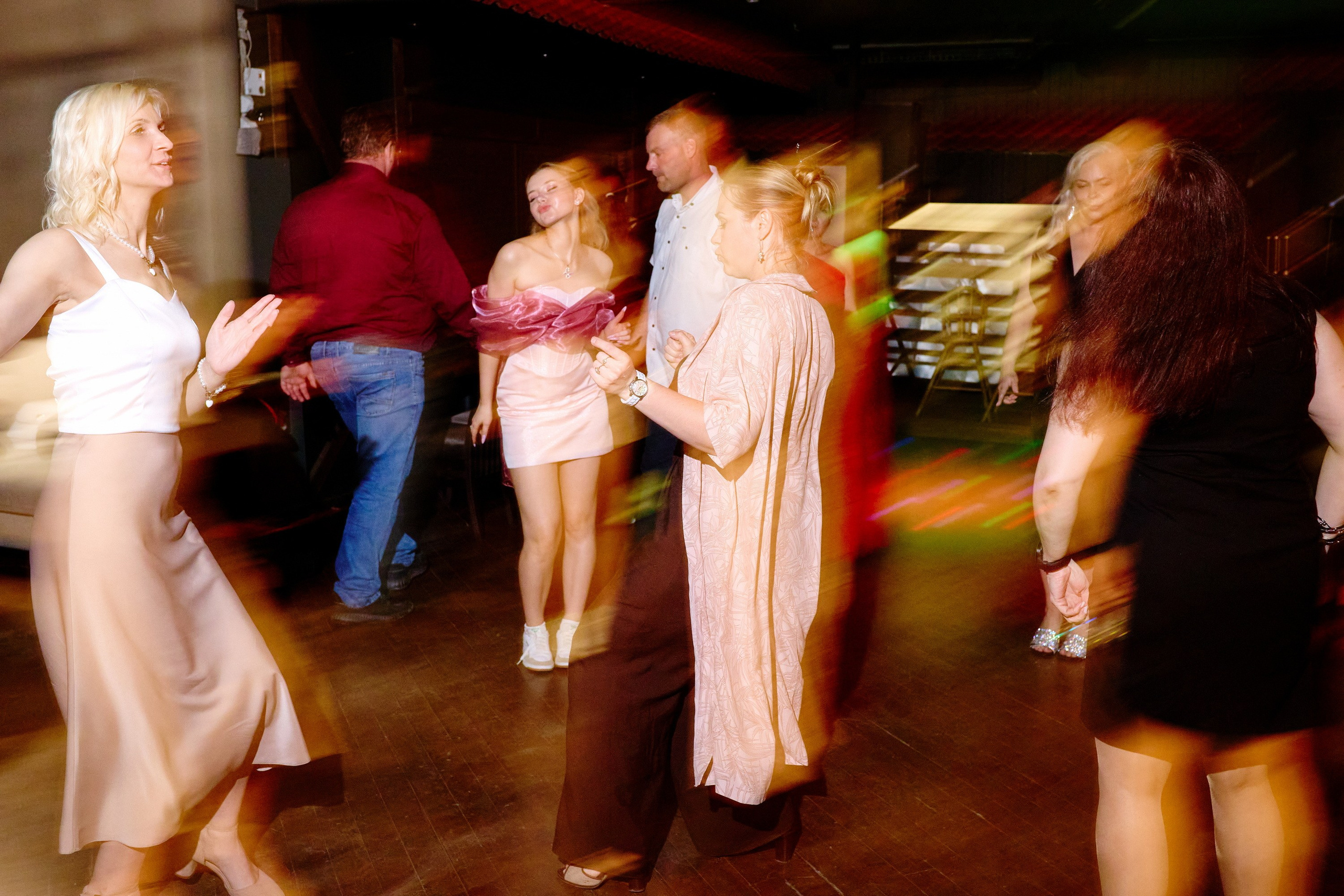 Выпускной 35 Сош. Фотограф Выпускные альбомы Таганрог Сергей Коробченко