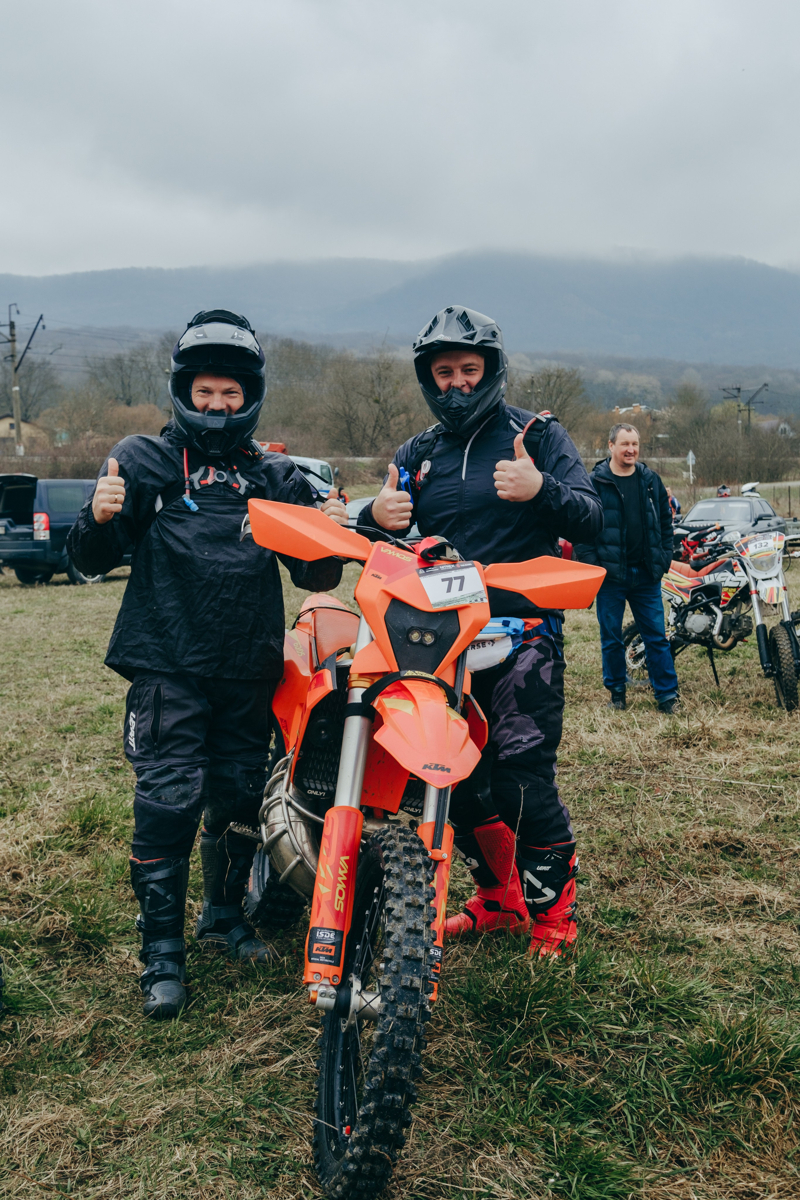 Съемка для Sharmax Moto в Горячем Ключе. Свадебный фотограф Денис Ожигин в Краснодаре и крае. Эмоциональная и стильная съемка вашего дня