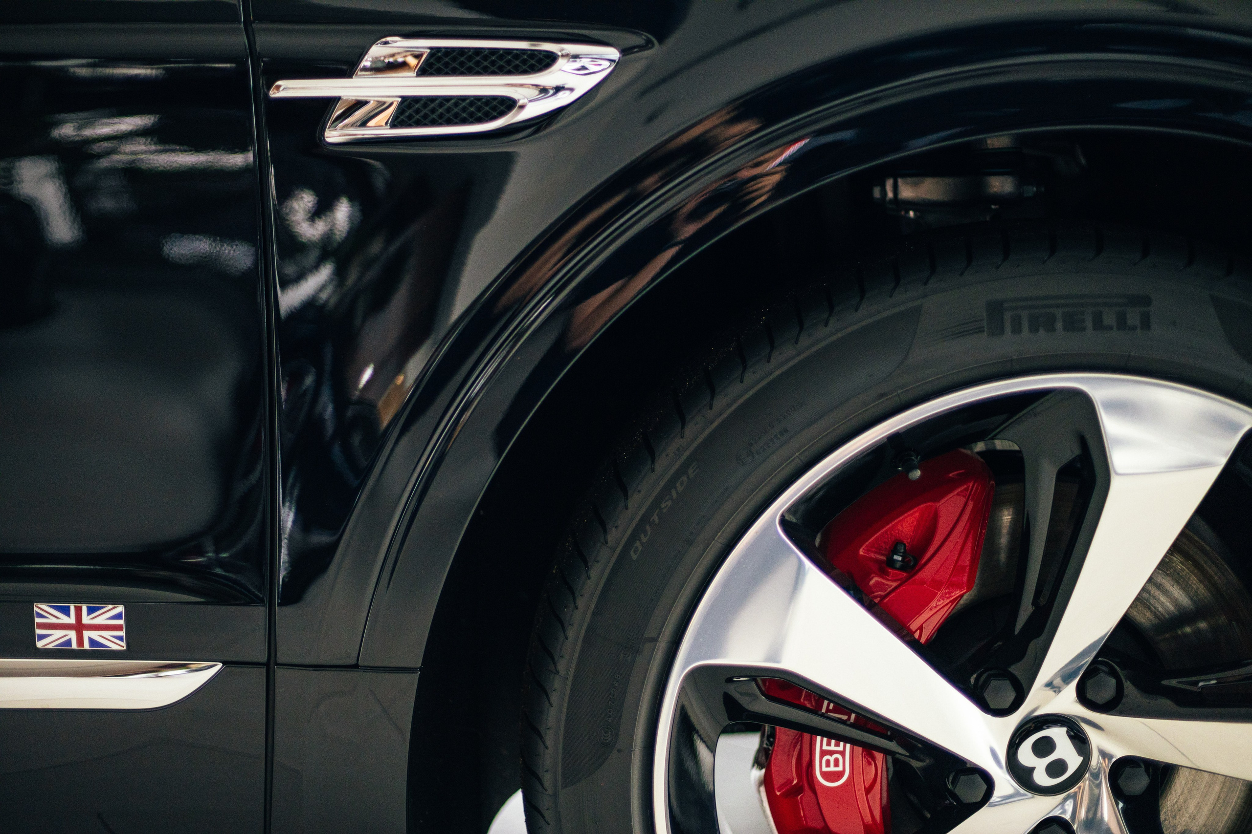 14.06.20 bentley. Руслан Плахтеев