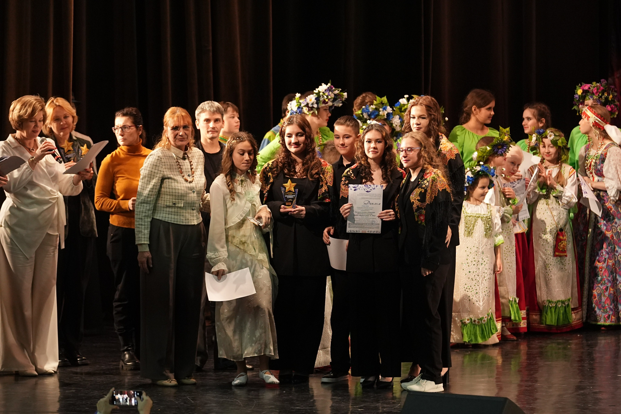 7 декабря, блок 3, г. Москва. Золотое яблочко