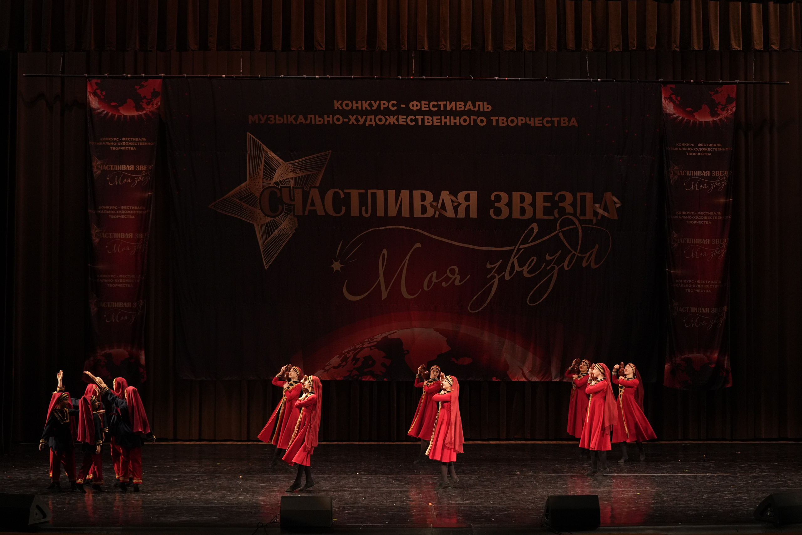 7 декабря, блок 3, г. Москва. Золотое яблочко