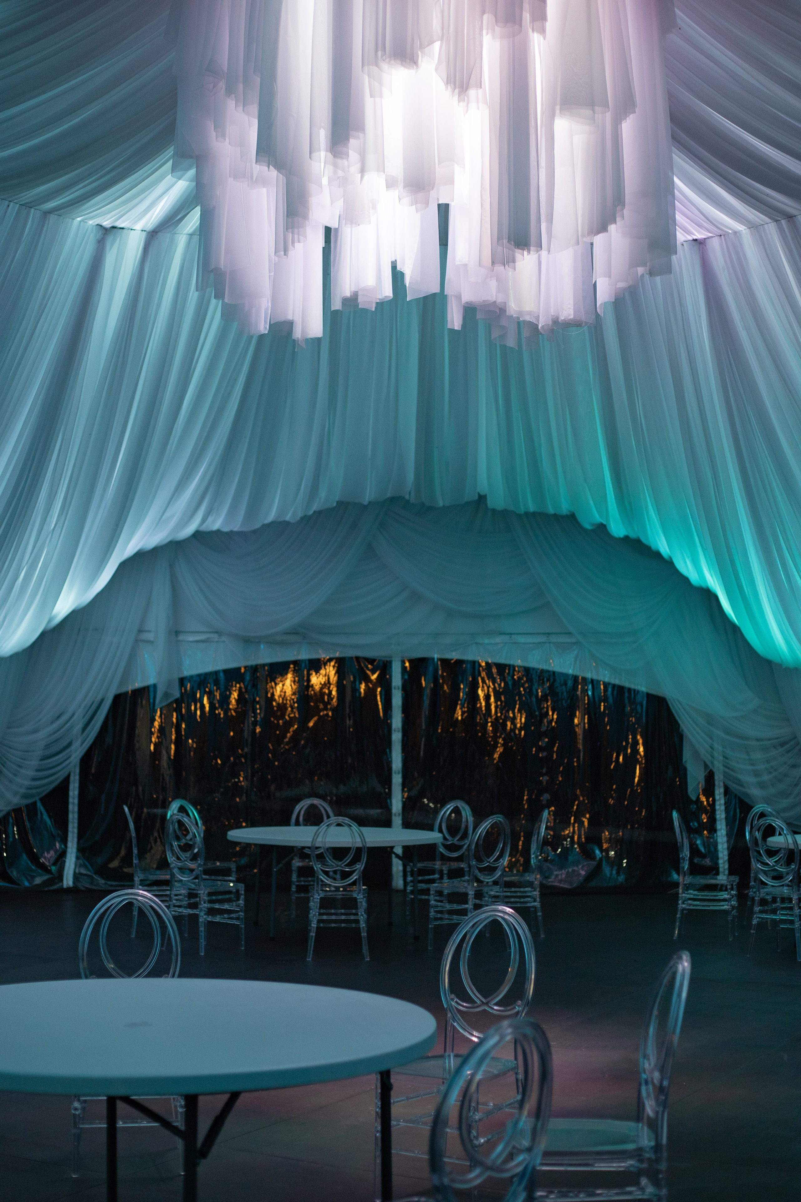 Аристократ. Выпускные альбомы, индивидуальные фотосессии в Костроме