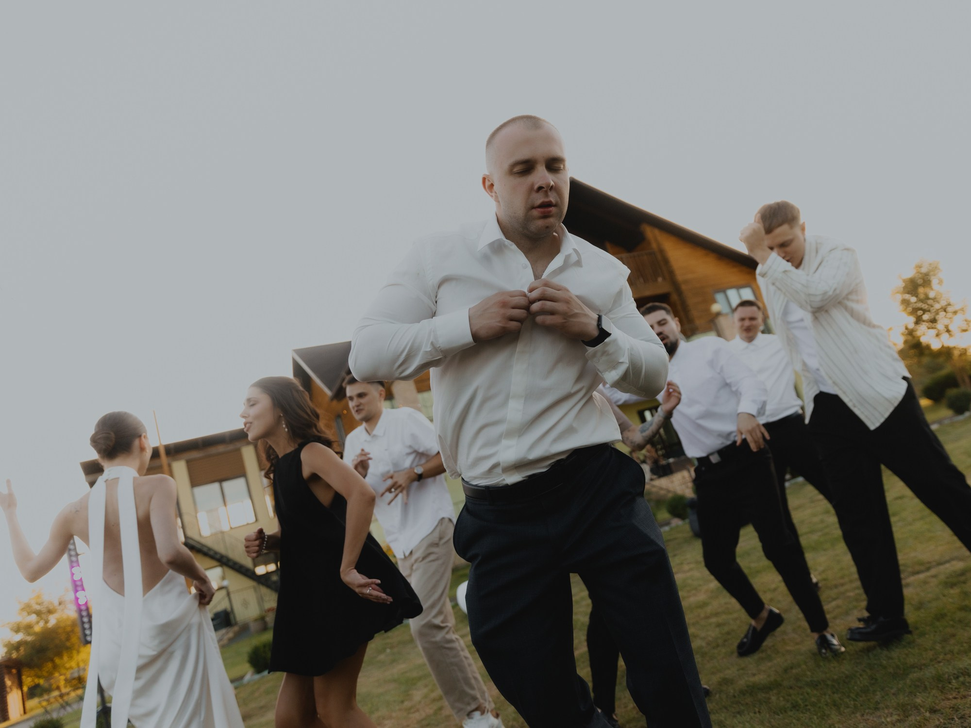 Лиза и Илья (полный день). Свадебные фотографы в Гомеле и Минске Сергей и Анастасия Фещенок