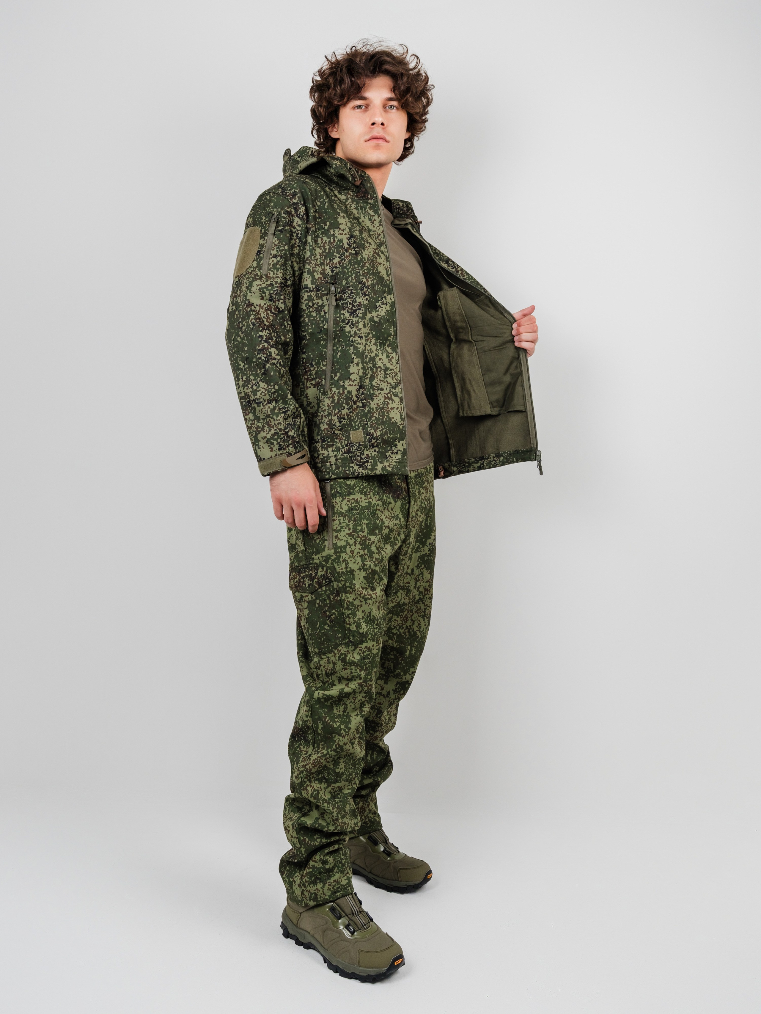 Термобельё. Лев Лекомцев модель