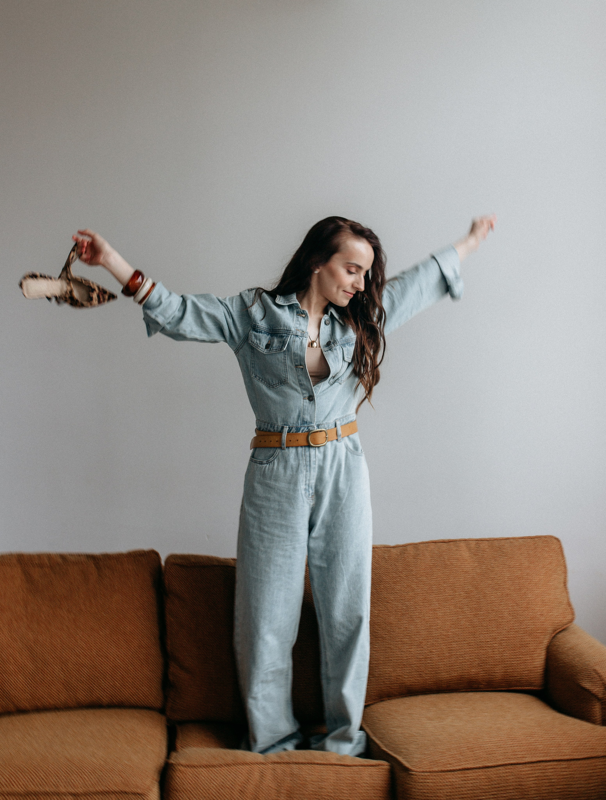 Александра. Главная