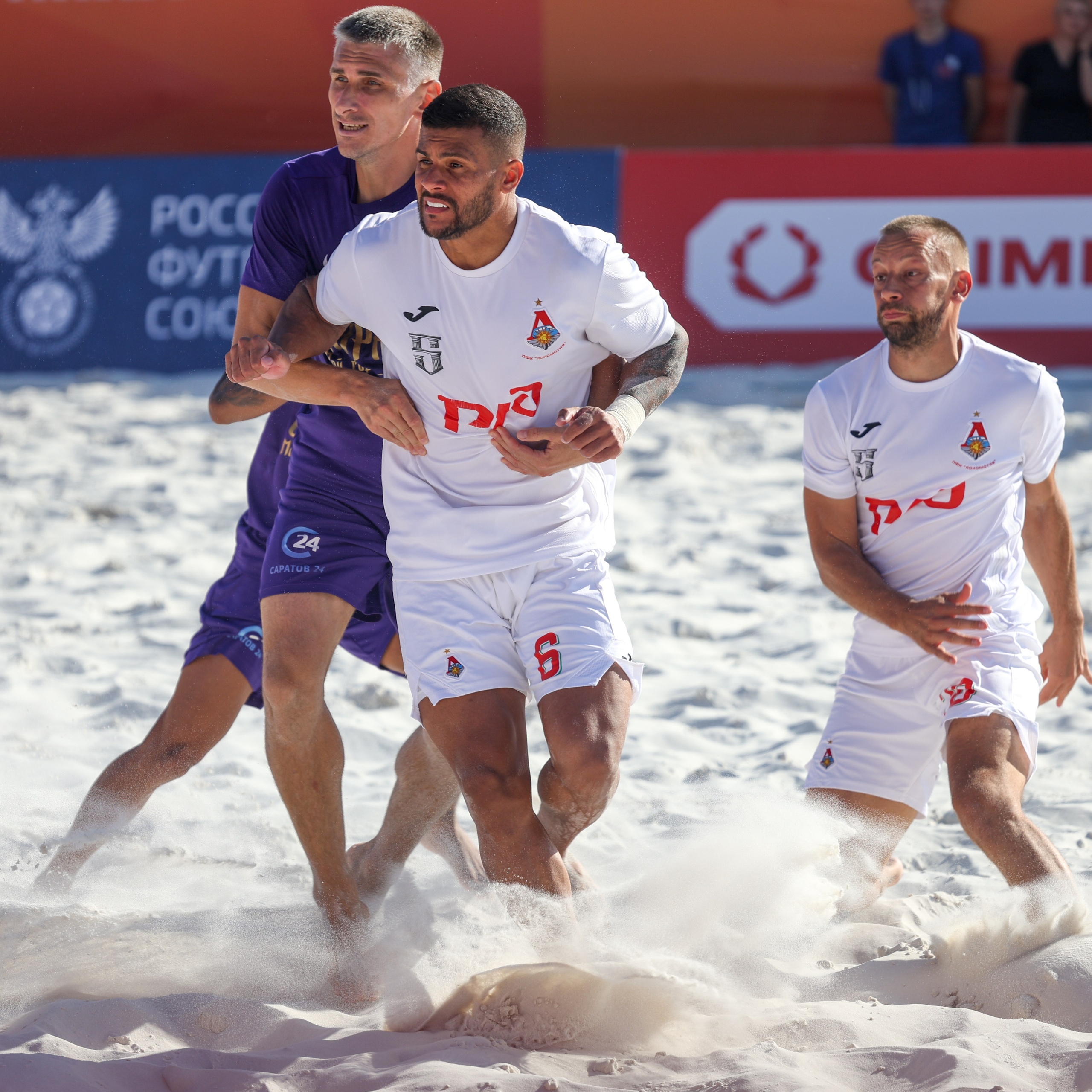 Пляжный футбол. Фотограф Дмитрий Алексеев