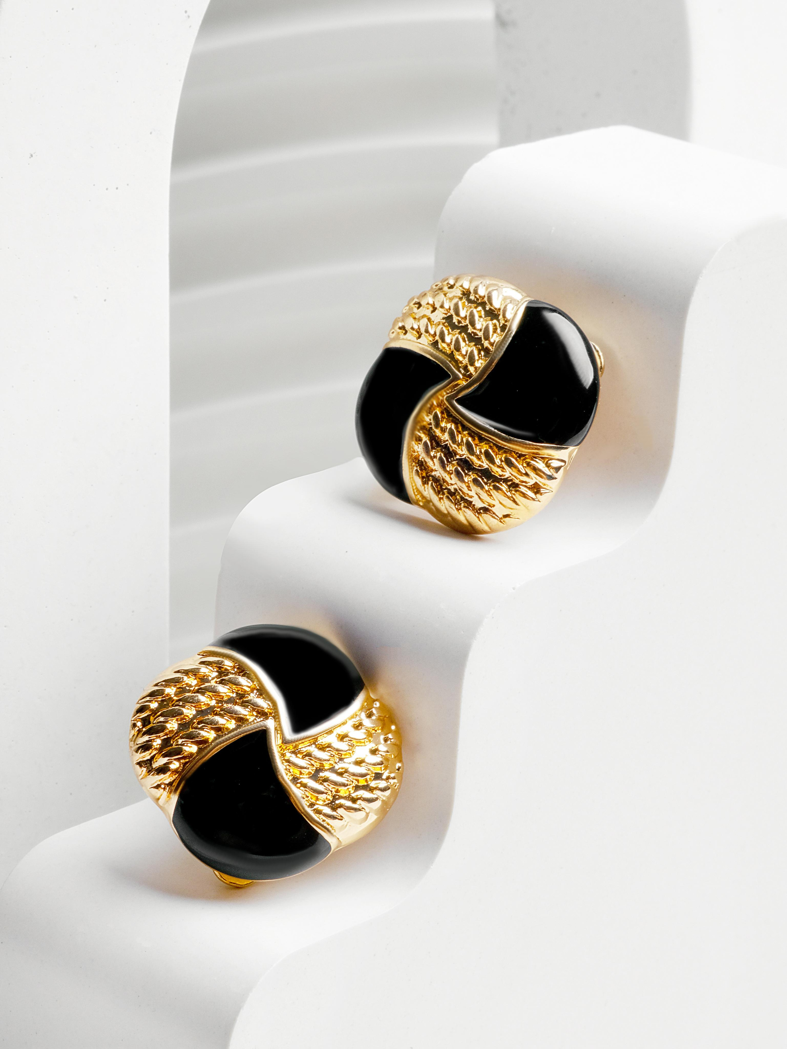 Ювелирный фотогрф. Контент Предметный фотограф Саратов, контент для бизнеса, съемка для брендов, предметные фотосъёмки в Саратове. Елена