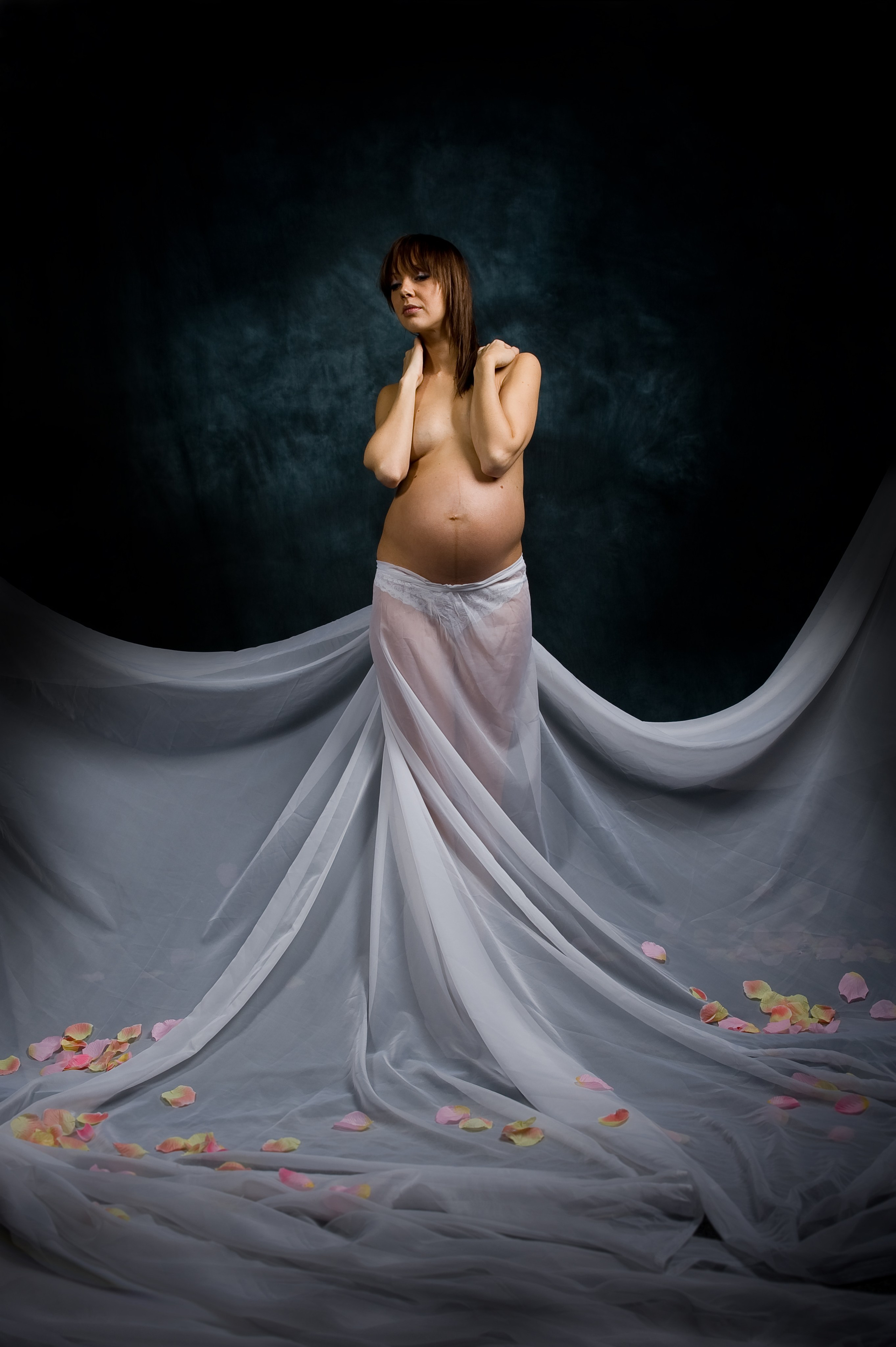 Фотосессия во время беременности от студии Love Story. Максим Матвийченко и Виктория Басова профессионалы своего дела