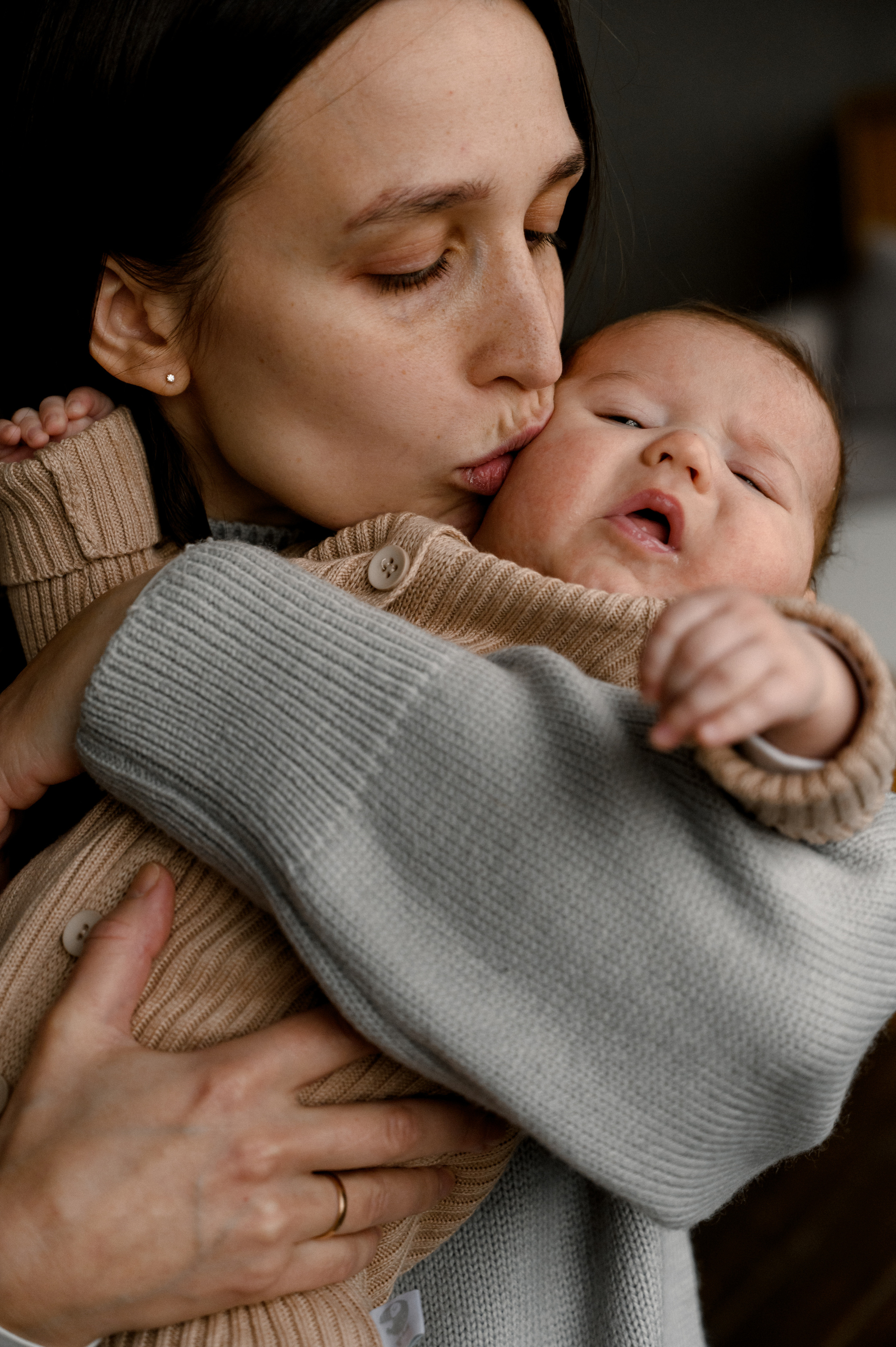 Поля. Профессиональный фотограф беременности в СПБ. Стильные фотосессии беременности в стиле минимализм и классическая фотография