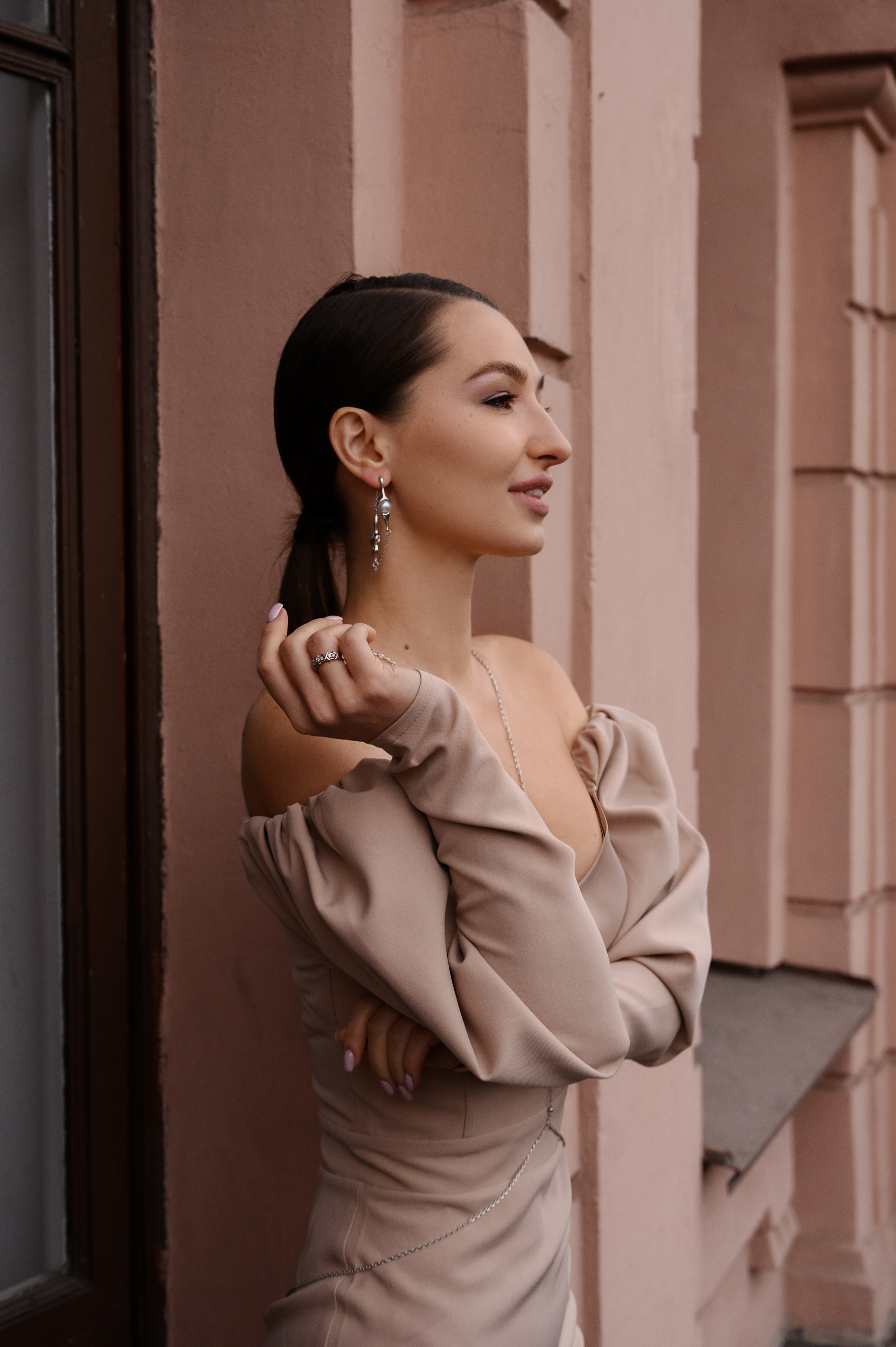 Семейная фотосъемка. Профессиональный фотограф беременности в СПБ. Стильные фотосессии беременности в стиле минимализм и классическая фотография