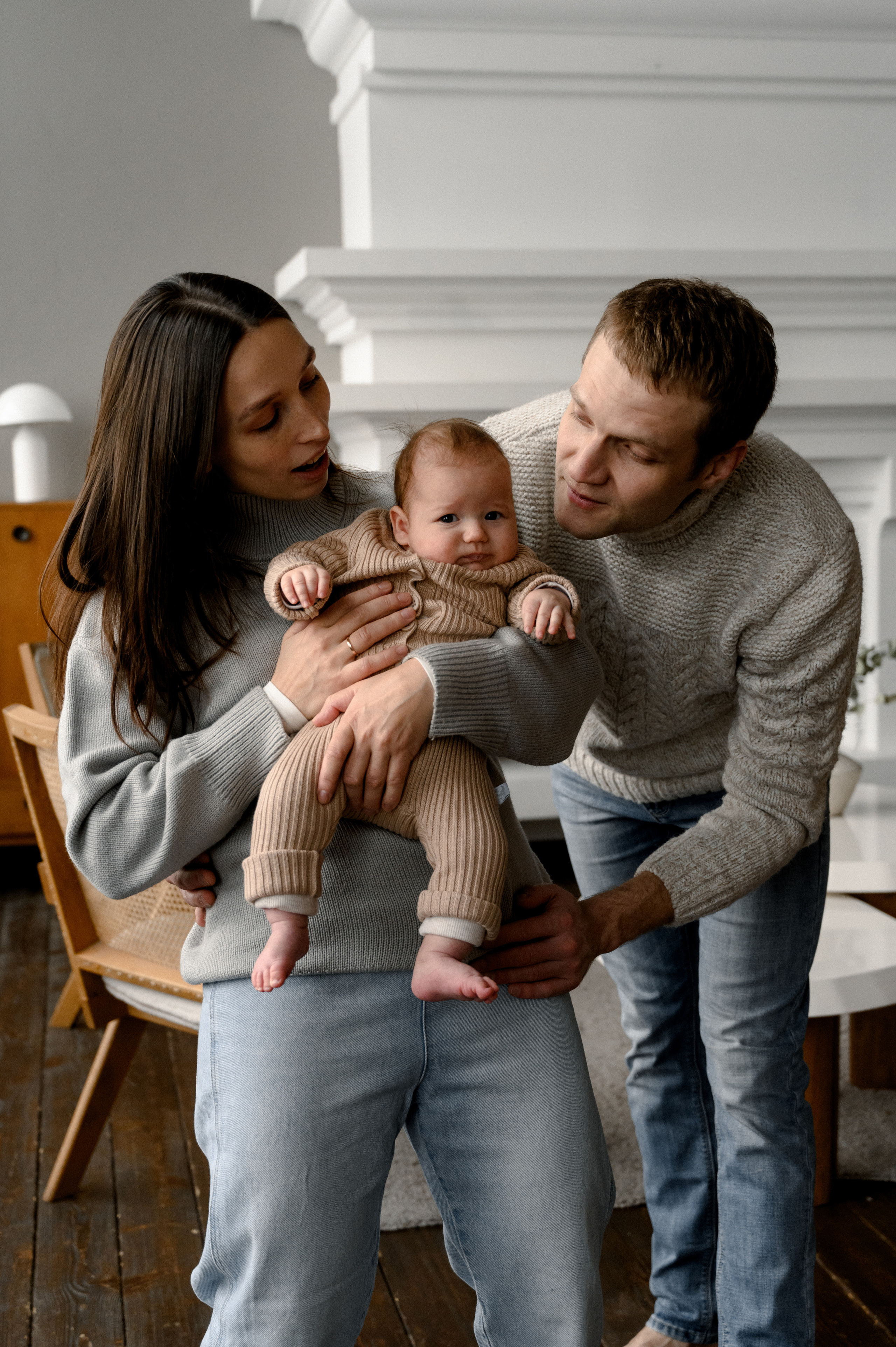 Поля. Профессиональный фотограф беременности в СПБ. Стильные фотосессии беременности в стиле минимализм и классическая фотография