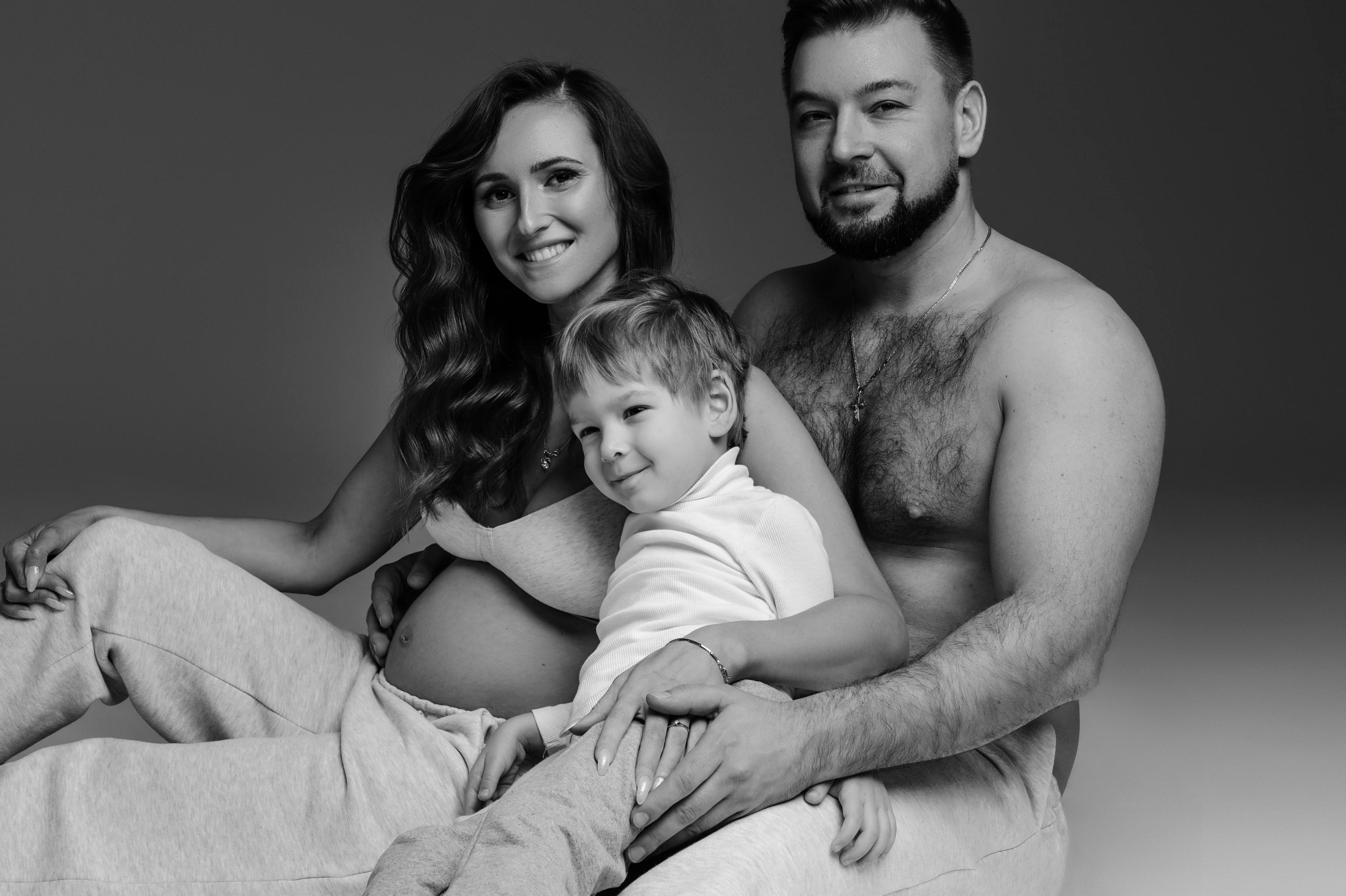 Галина. Профессиональный фотограф беременности в СПБ. Стильные фотосессии беременности в стиле минимализм и классическая фотография