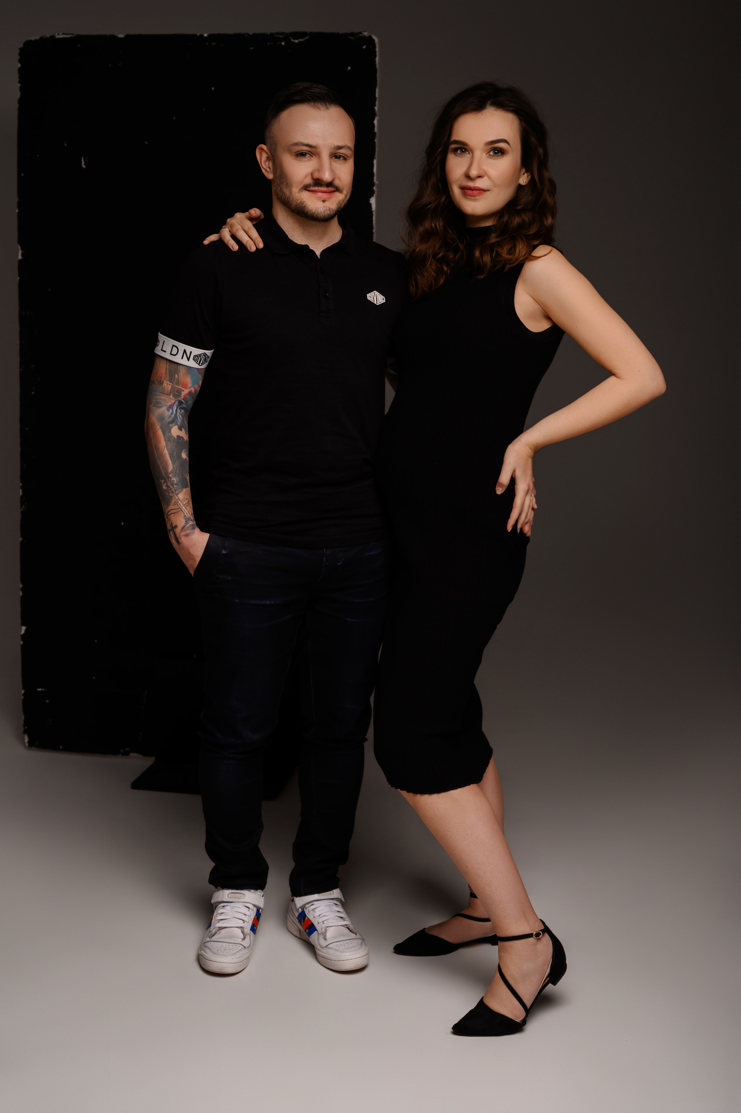 Анна. Профессиональный фотограф беременности в СПБ. Стильные фотосессии беременности в стиле минимализм и классическая фотография