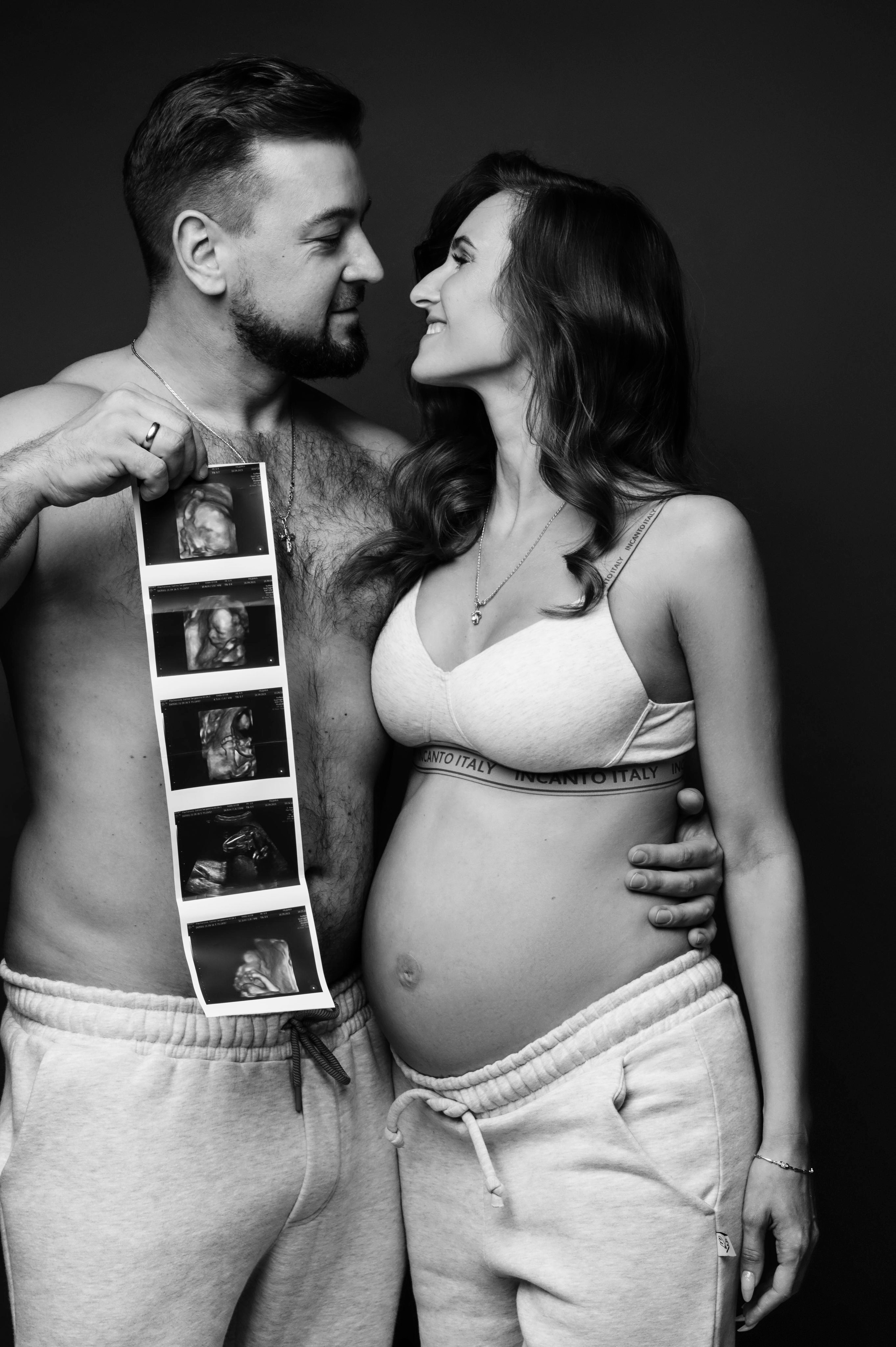 Галина. Профессиональный фотограф беременности в СПБ. Стильные фотосессии беременности в стиле минимализм и классическая фотография