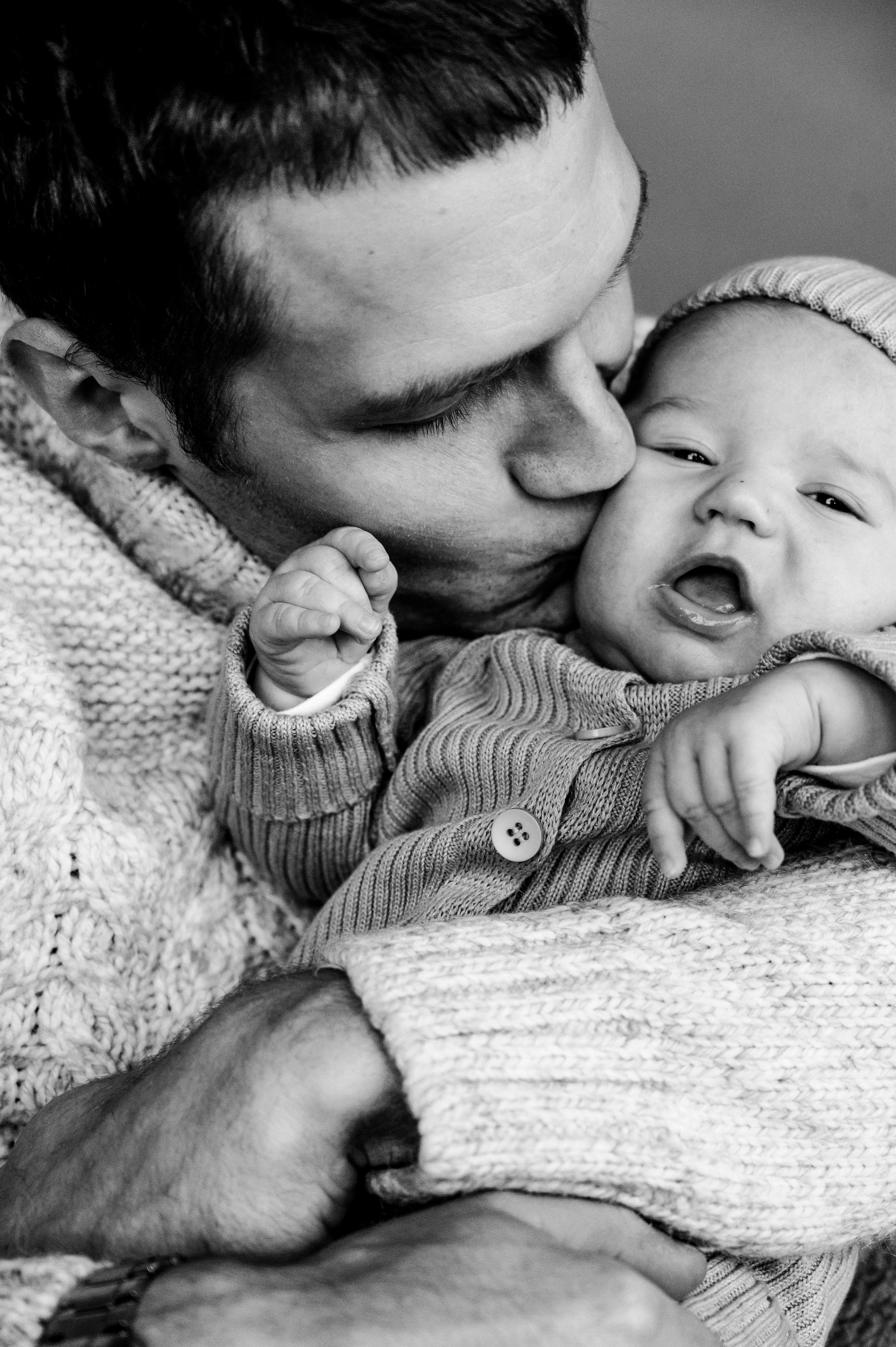 Поля. Профессиональный фотограф беременности в СПБ. Стильные фотосессии беременности в стиле минимализм и классическая фотография