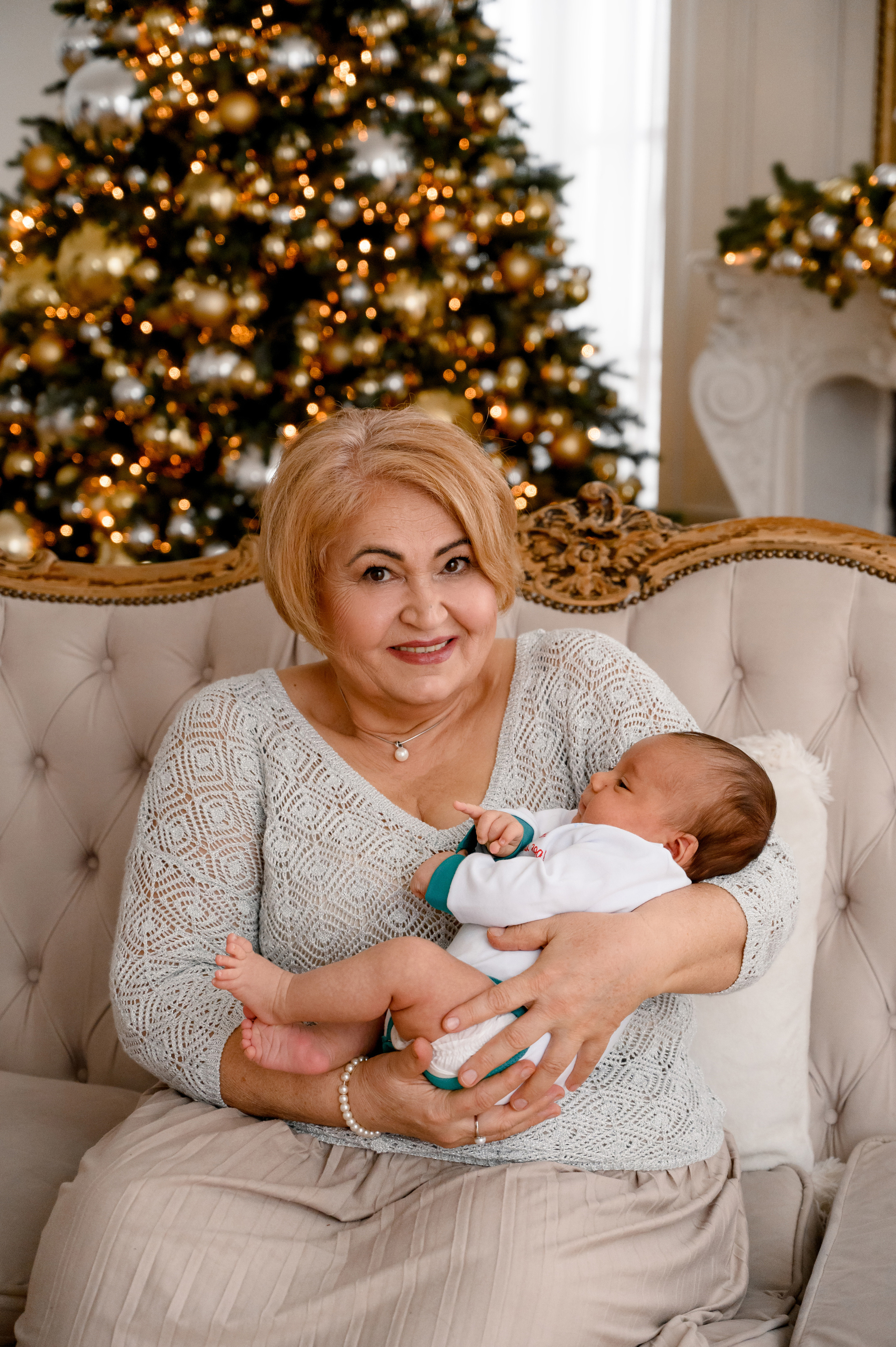 Юля семьей. Профессиональный фотограф беременности в СПБ. Стильные фотосессии беременности в стиле минимализм и классическая фотография