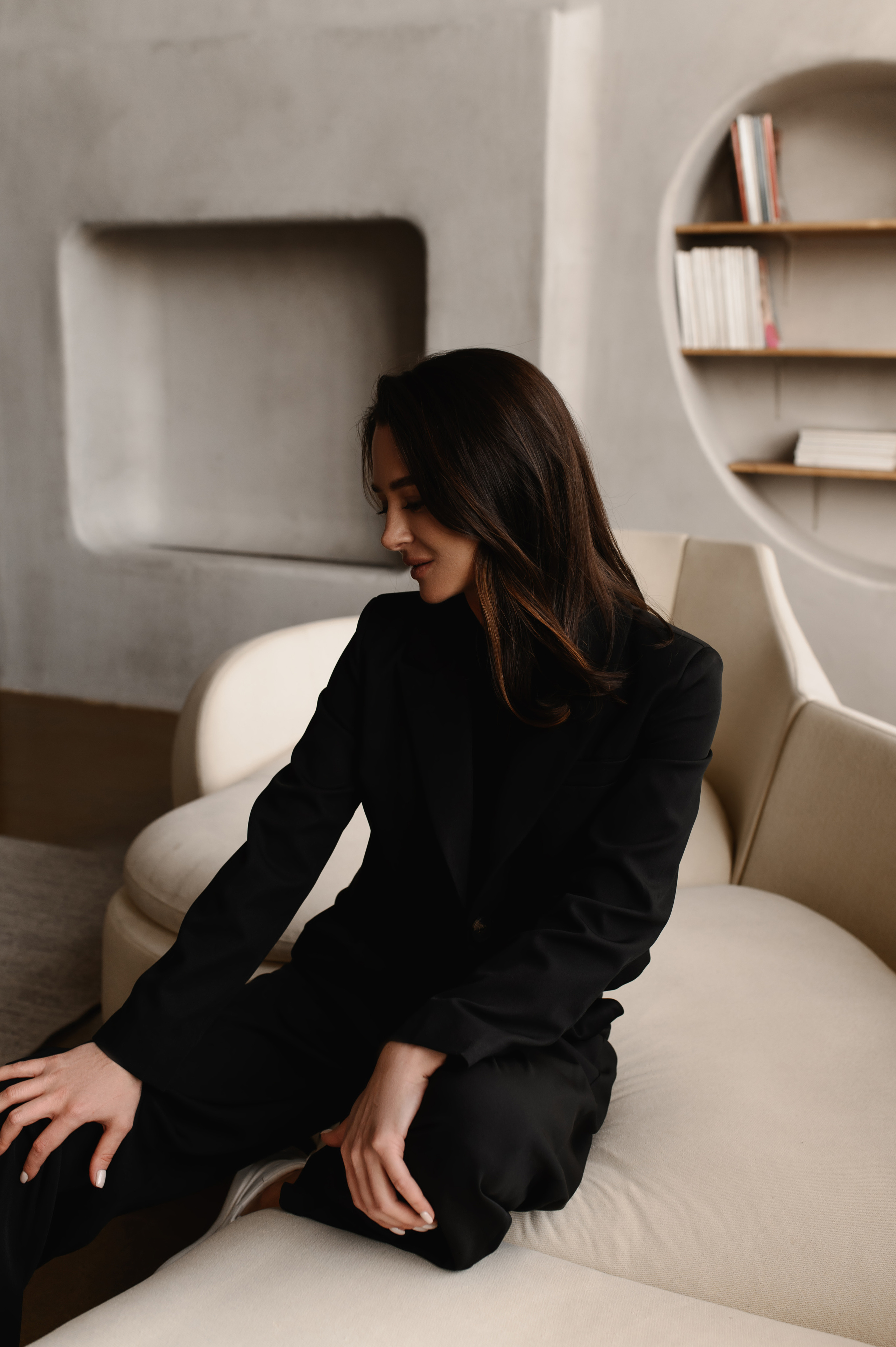 Юлия. Профессиональный фотограф беременности в СПБ. Стильные фотосессии беременности в стиле минимализм и классическая фотография