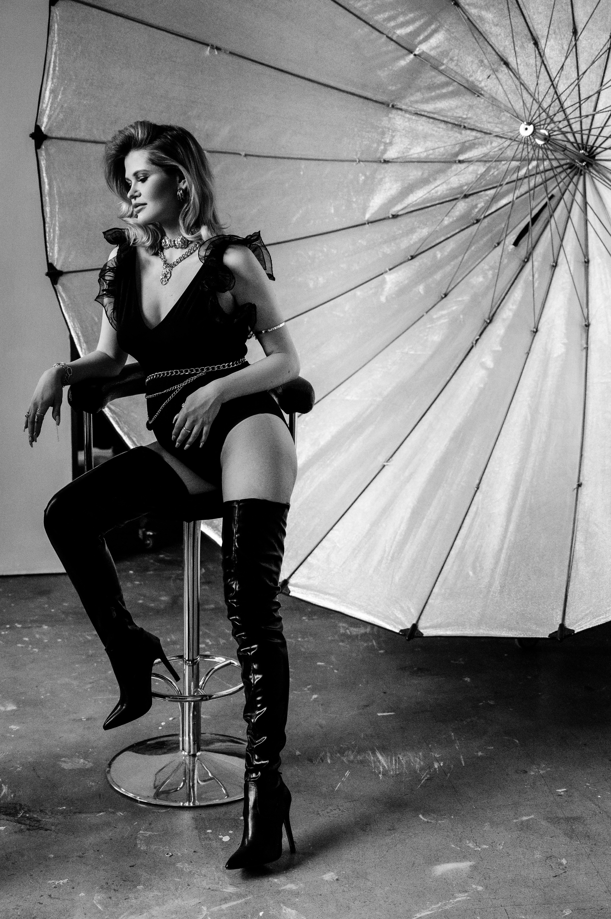 Профессиональный семейный и беременный фотограф в Санкт-Петербурге — Маргарита Иванова. Индивидуальные фотосессии под ключ: от образа до гот. Профессиональный фотограф беременности в СПБ. Стильные фотосессии беременности в стиле минимализм и классическая фотография