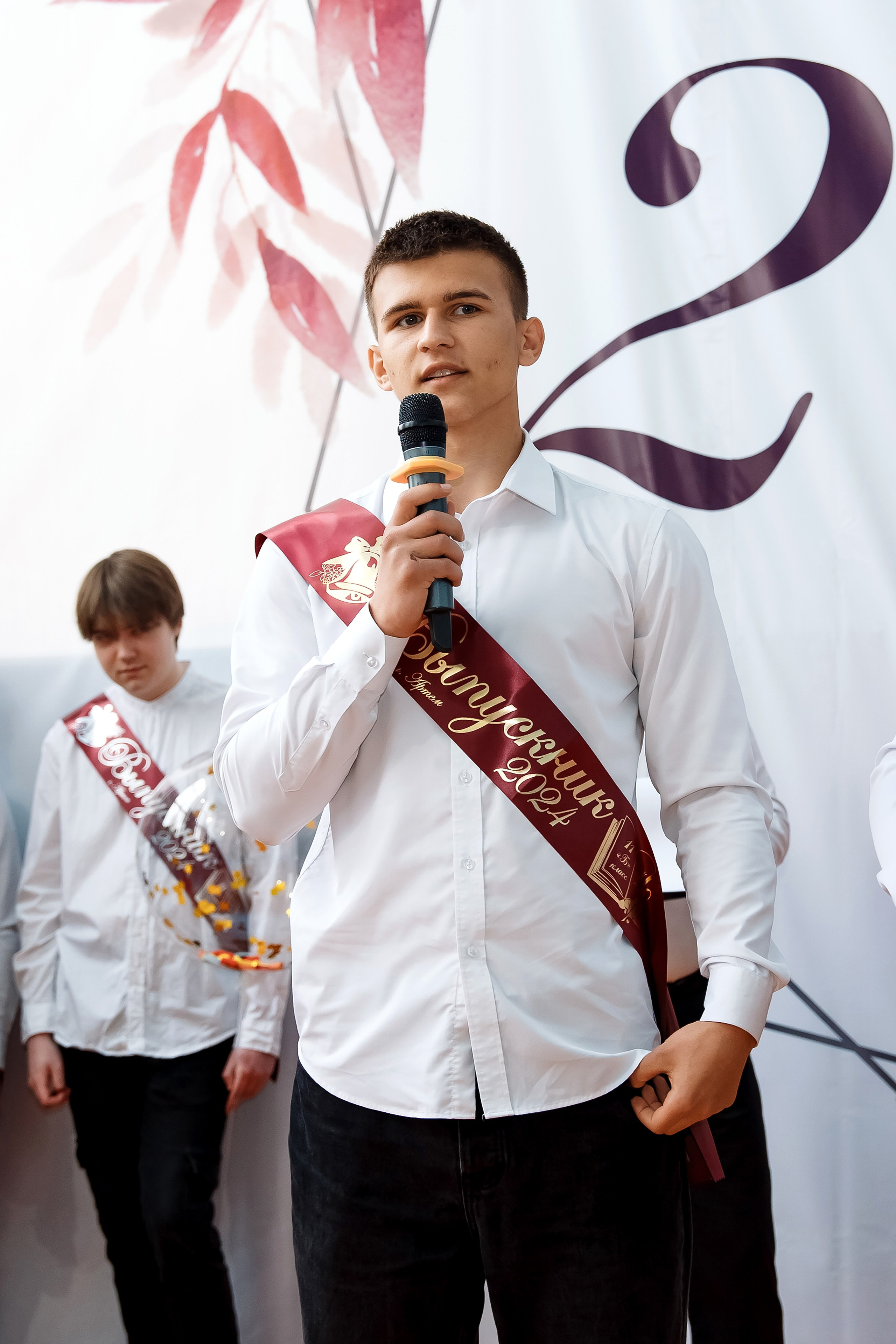 11 класс Последний звонок. Фотограф Любовь Корниенко, Примоский край