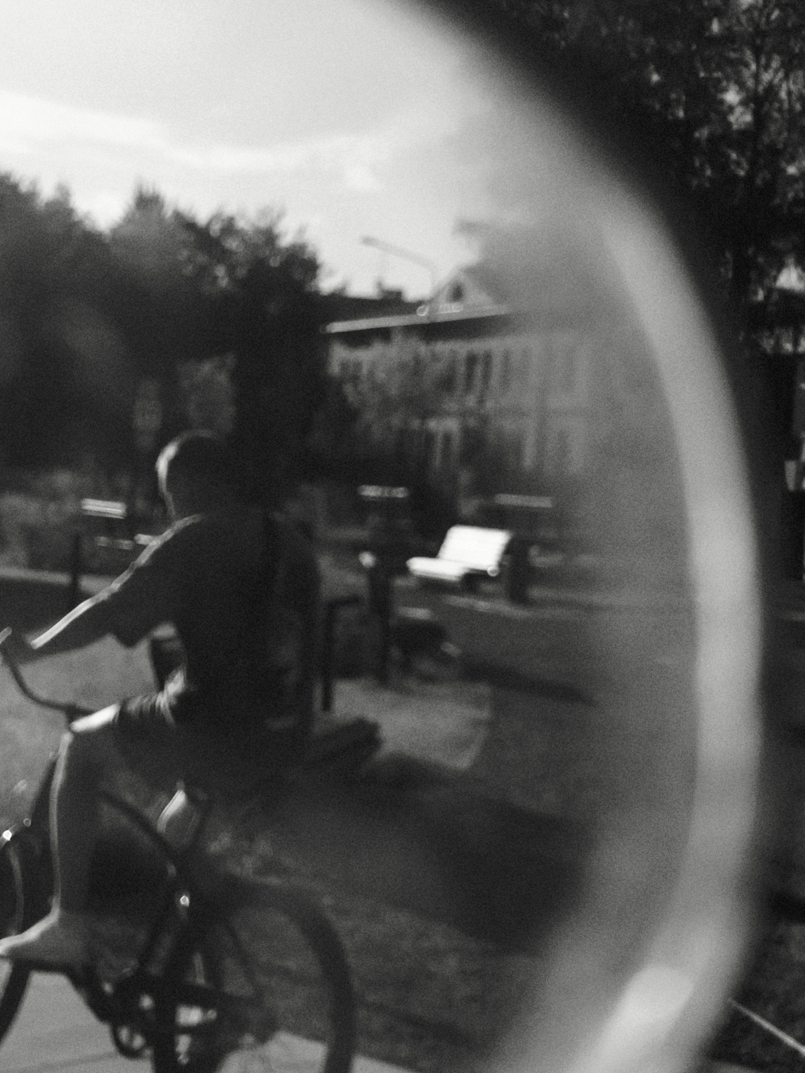 Август 2025. Den Mirov — Фотограф, Музыкант