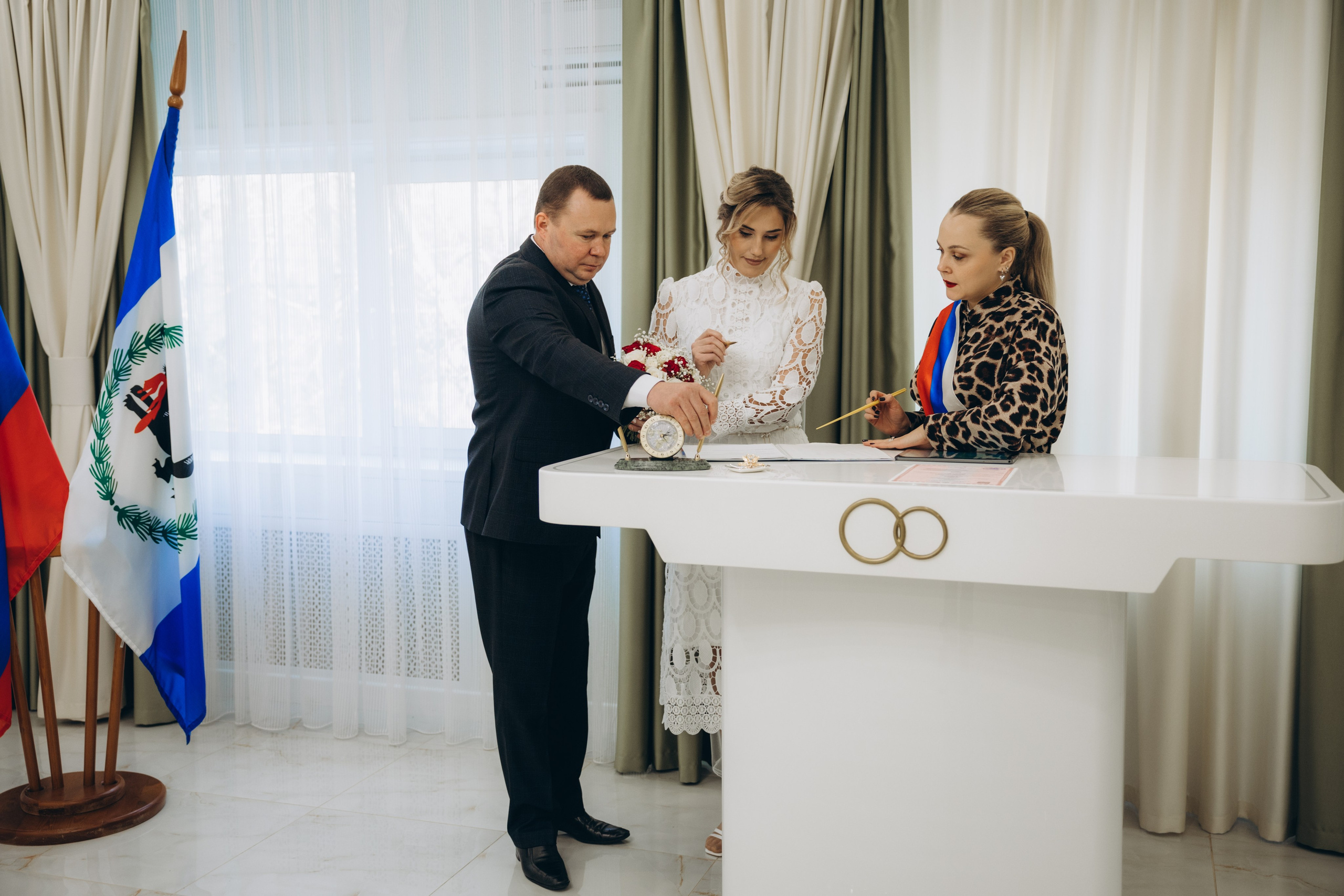 Юрий и Алёна. Свадебный, семейный фотограф в Иркутске Светлана Макаричева