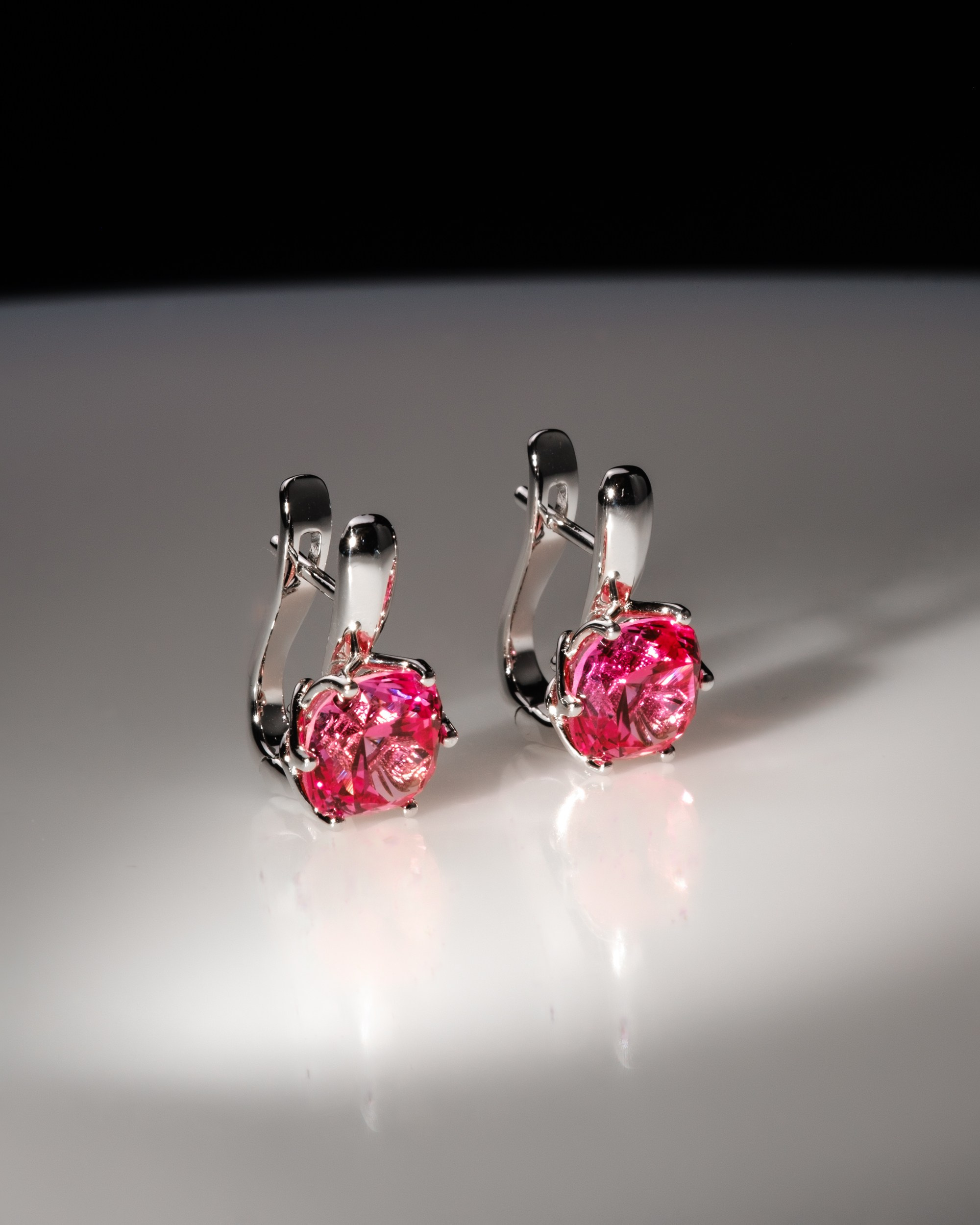 Предметная съёмка. Женский фотограф в Новосибирске Вячеслав Семакин