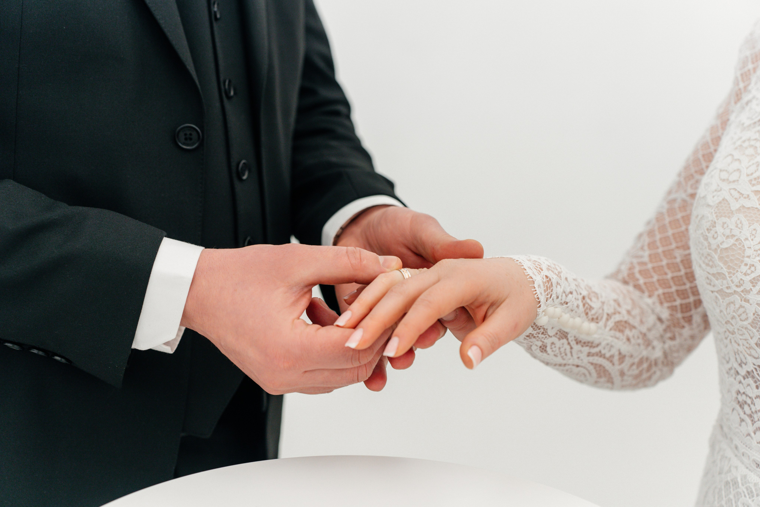 ЗАГС Октябрьского района (большой зал). Ваш семейный фотограф в Минске — Вика Трегубова