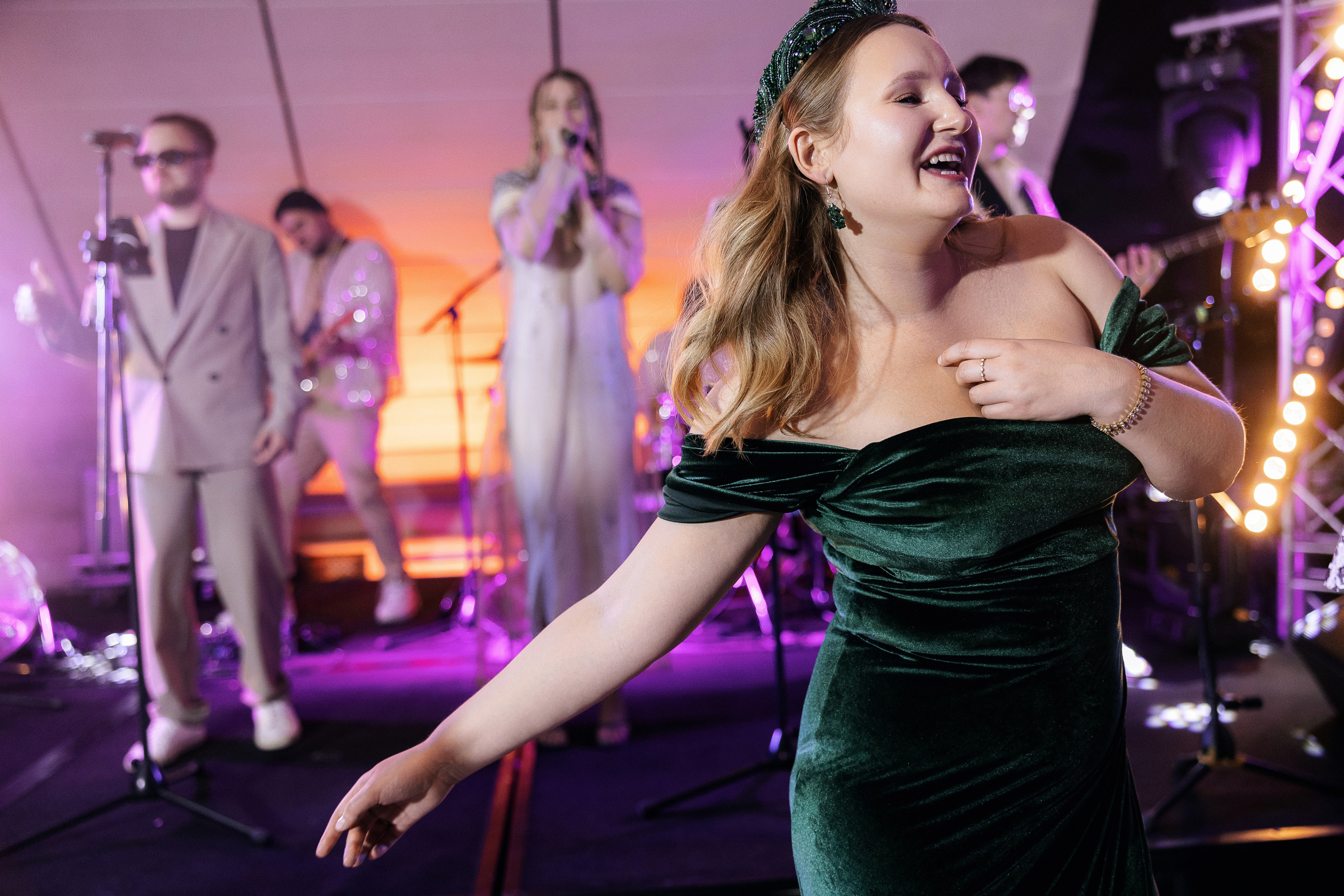 A la ruse. VENSKAYA WEDDING & EVENT PLANNER